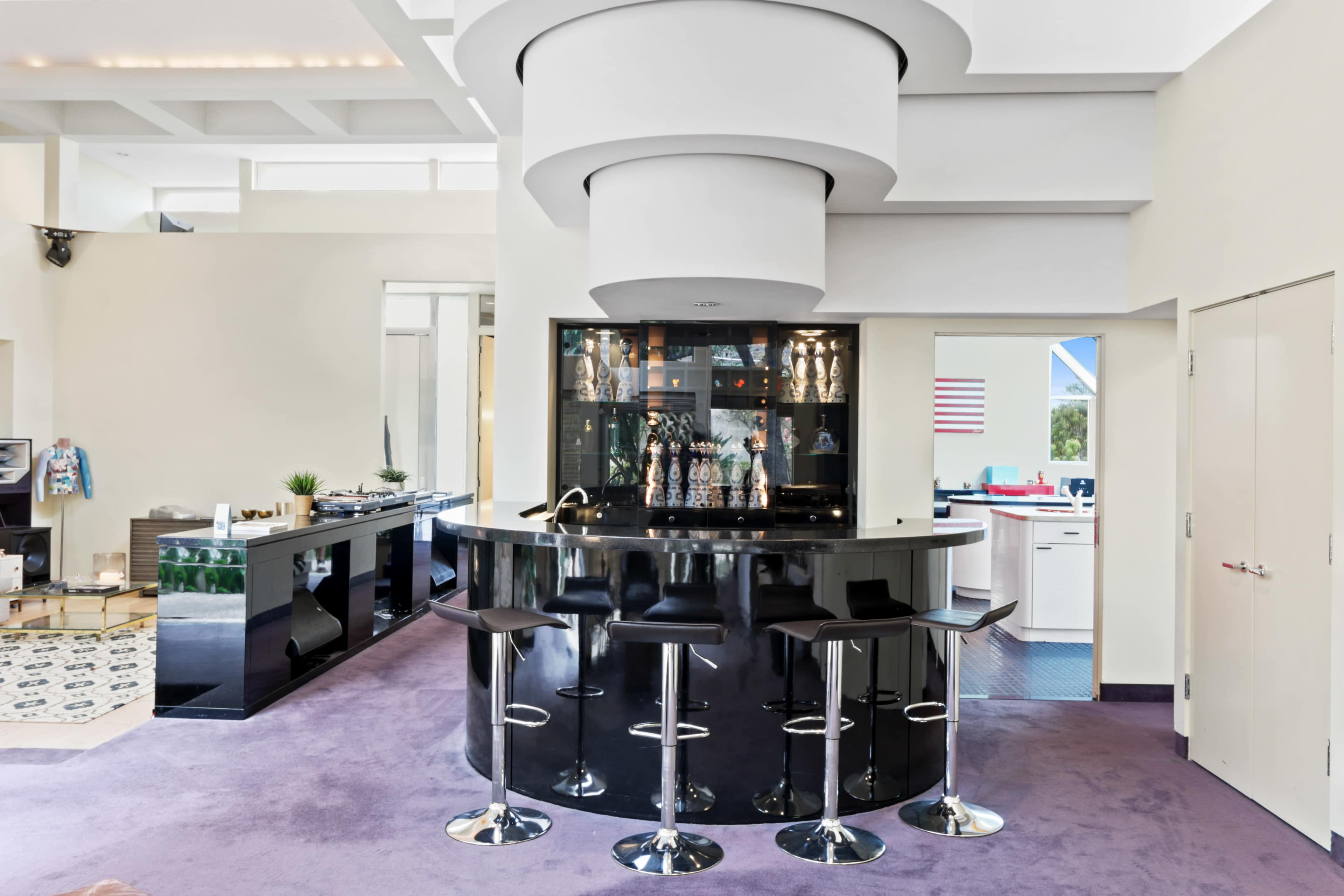 "PRINCE" HILLS VILLA Image in Studio City, studio city, CA