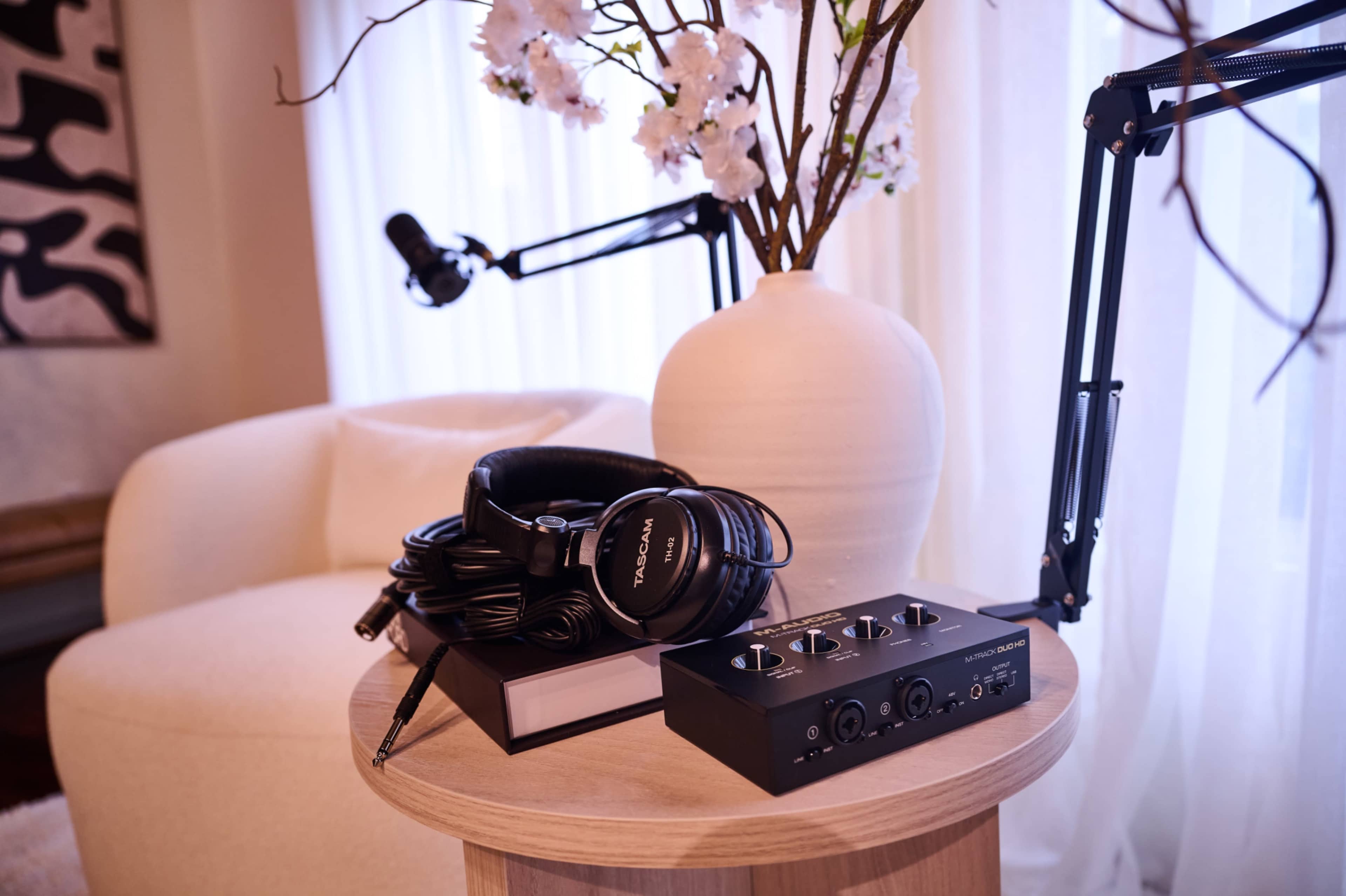 NEW 7-in-1 Modern Luxe Loft Studio w/ Styled Sets & Podcasting for Creators Image in Old Fourth Ward, Atlanta, GA