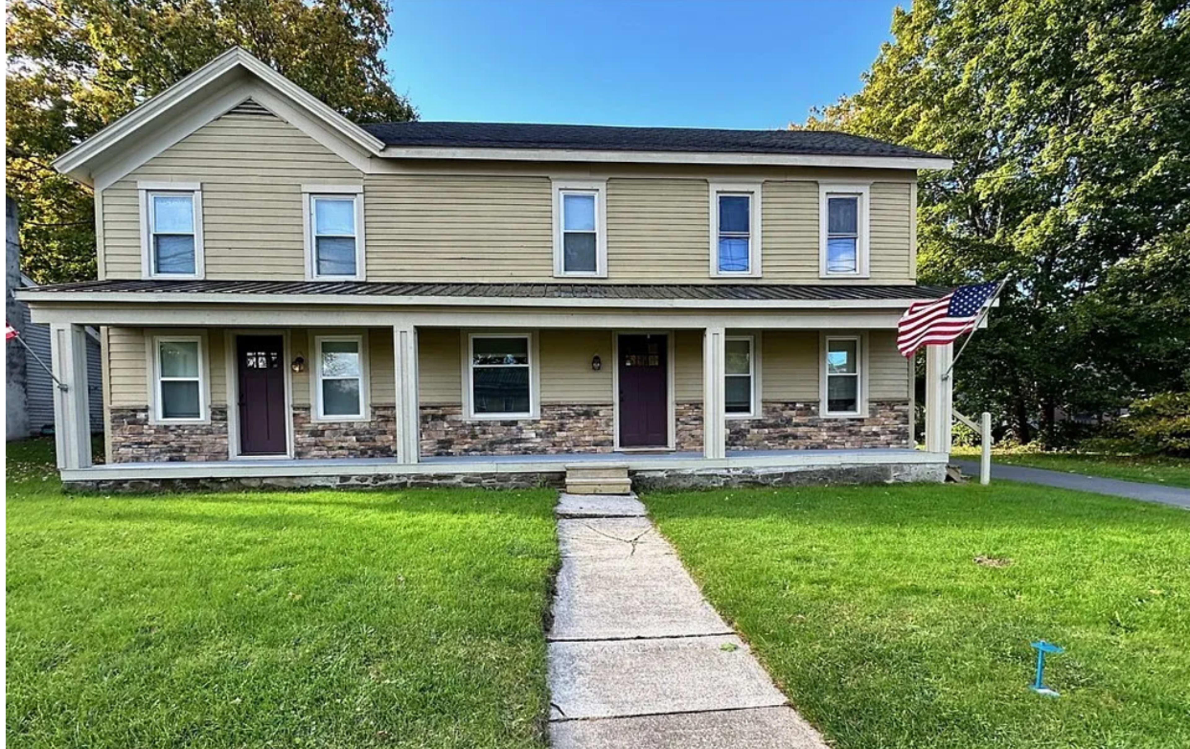 Modern Twin-Unit Home with Exposed Beams | Fully Renovated & Furnished in Charming Village Setting Image in Parish, Parish, NY