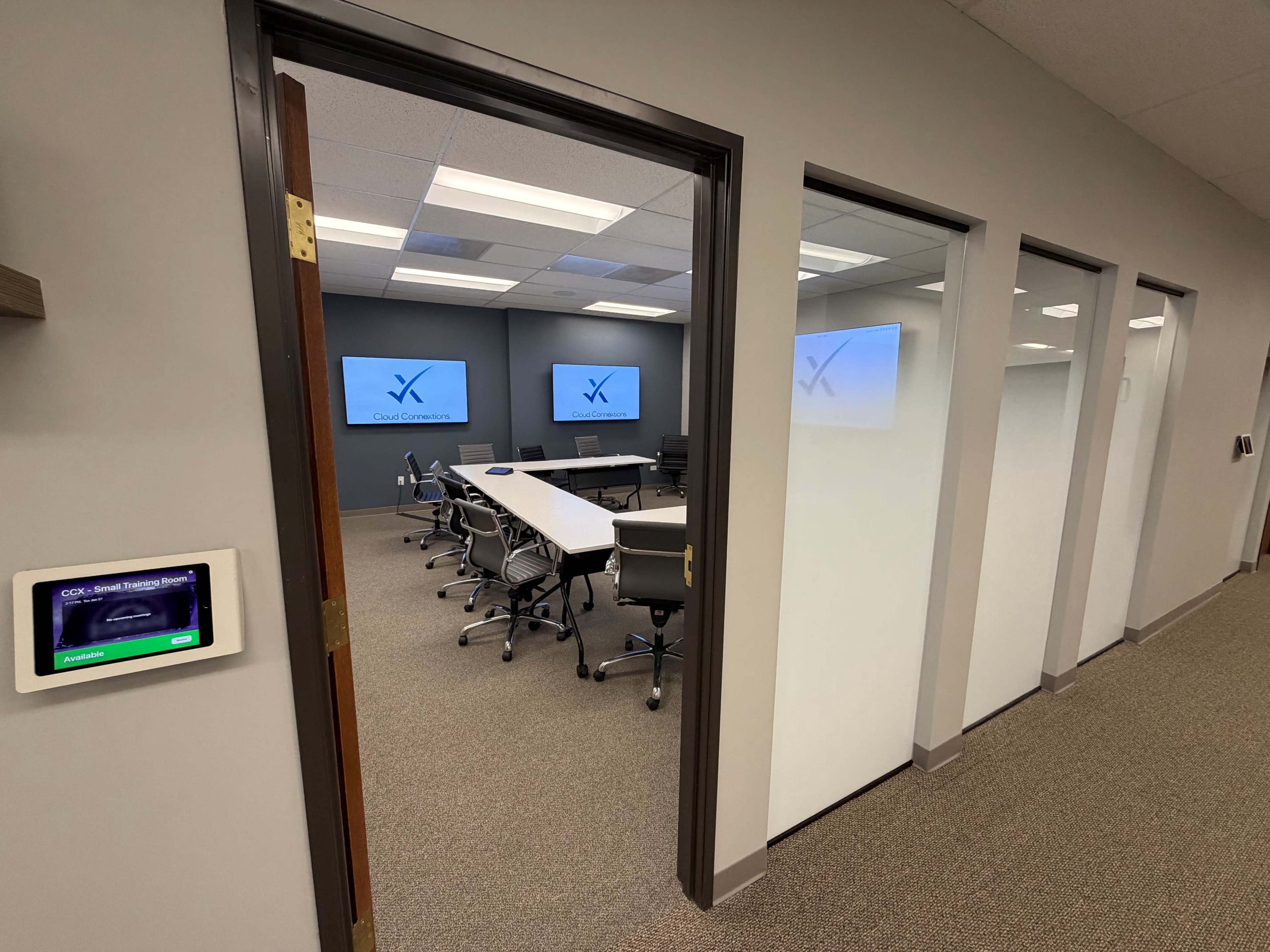 DTC - Small to Medium Connected Space - Trainings, Meetings, Webinars Image in Inverness, Englewood, CO