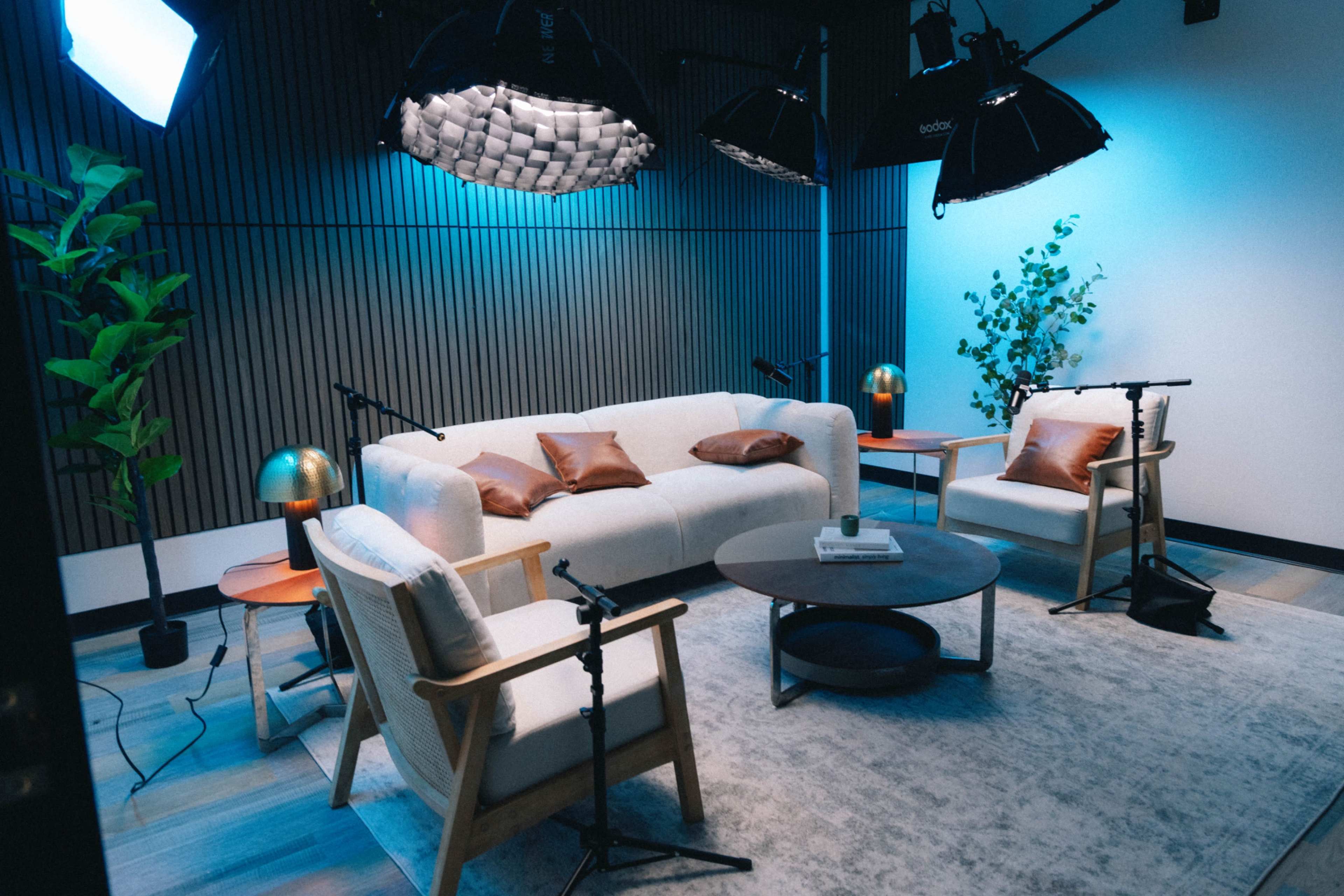 Lounge Space Image in Boyle Heights, Los angeles, CA