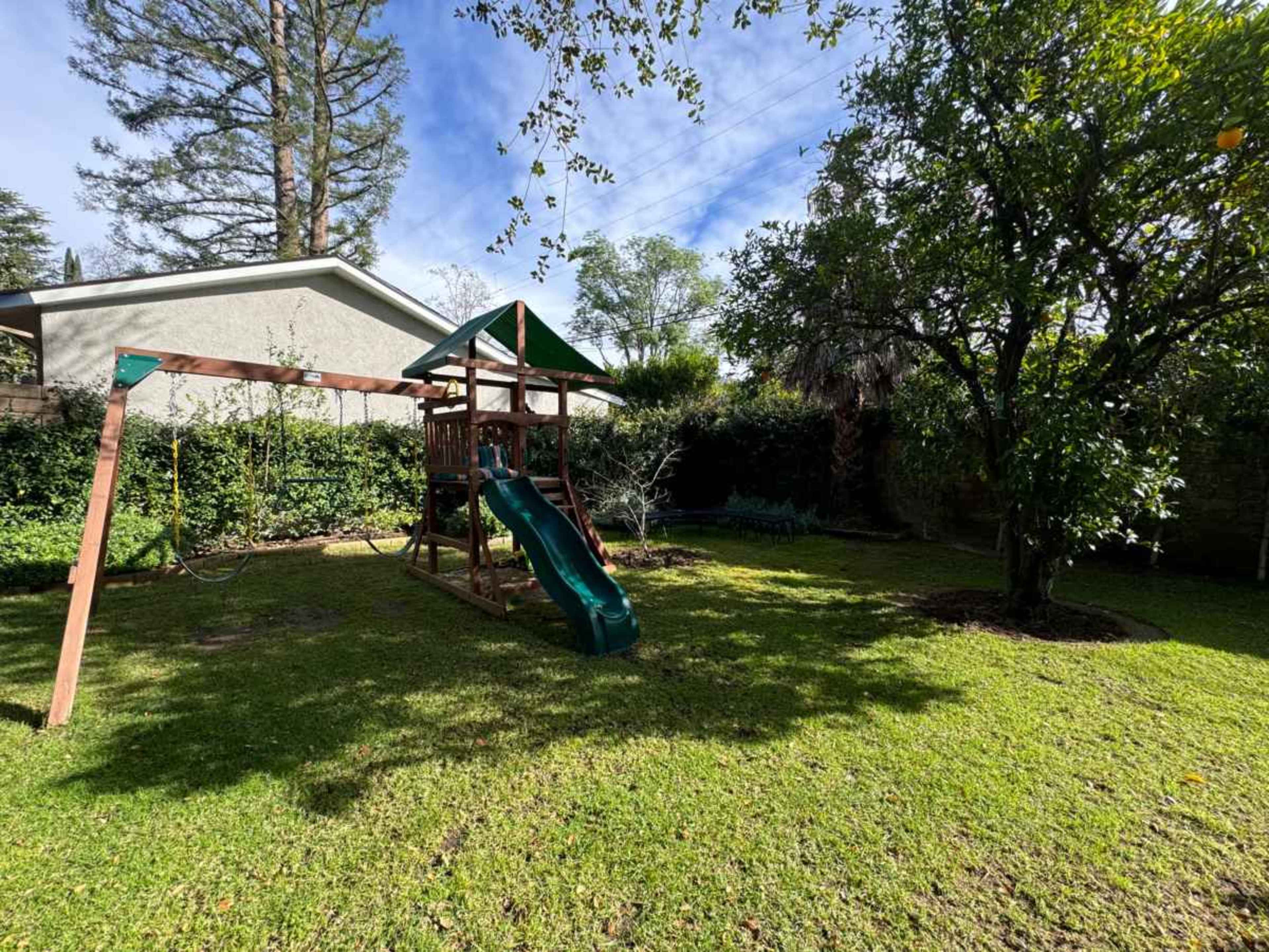 Bright, Traditional Suburban Home with Open Backyard. Image in La Cañada Flintridge, La Canada, CA