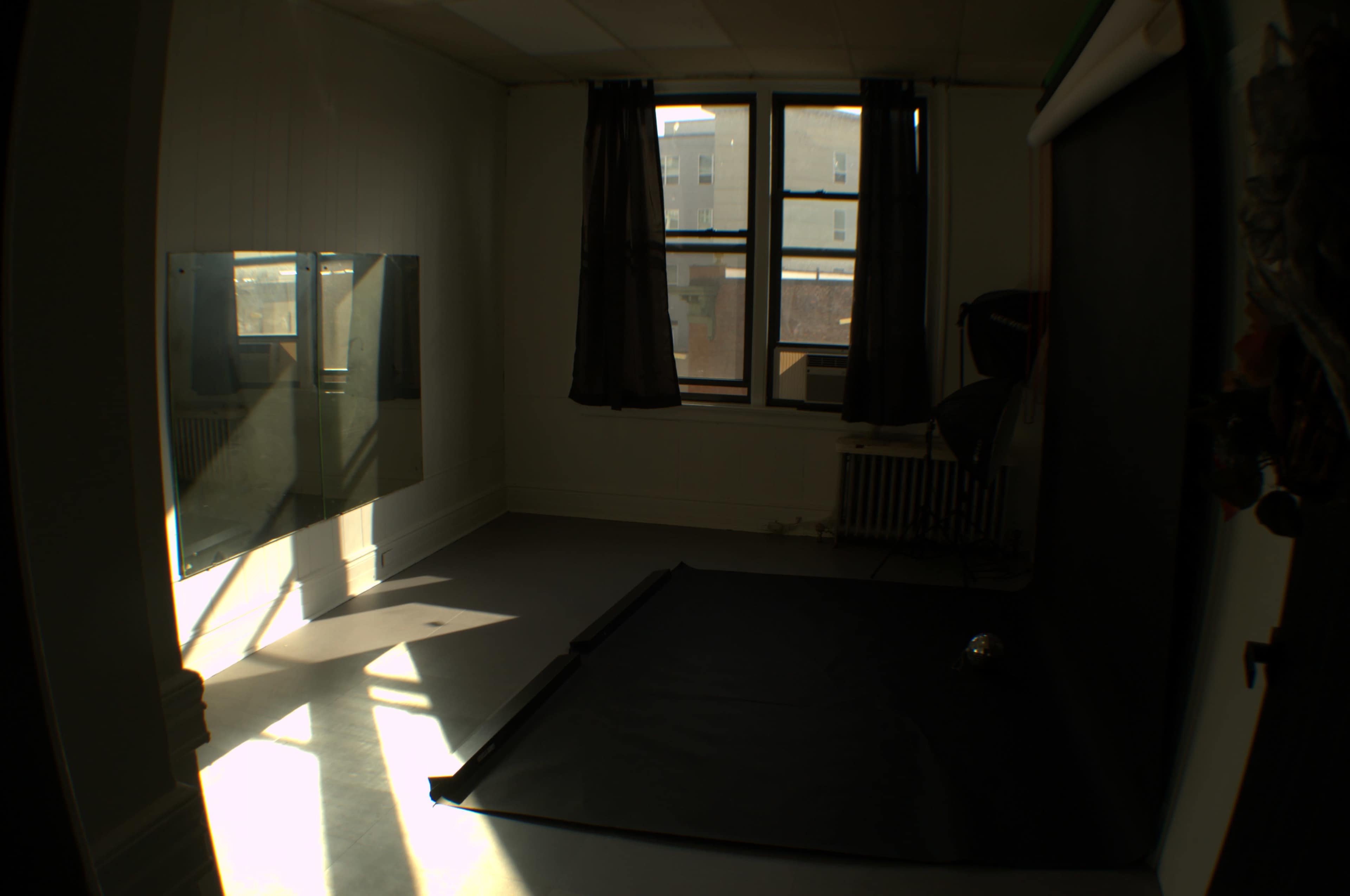 Upsid3h3art Creative space Studio in Bloomfield, NJ Image in Bloomfield, Bloomfield, NJ