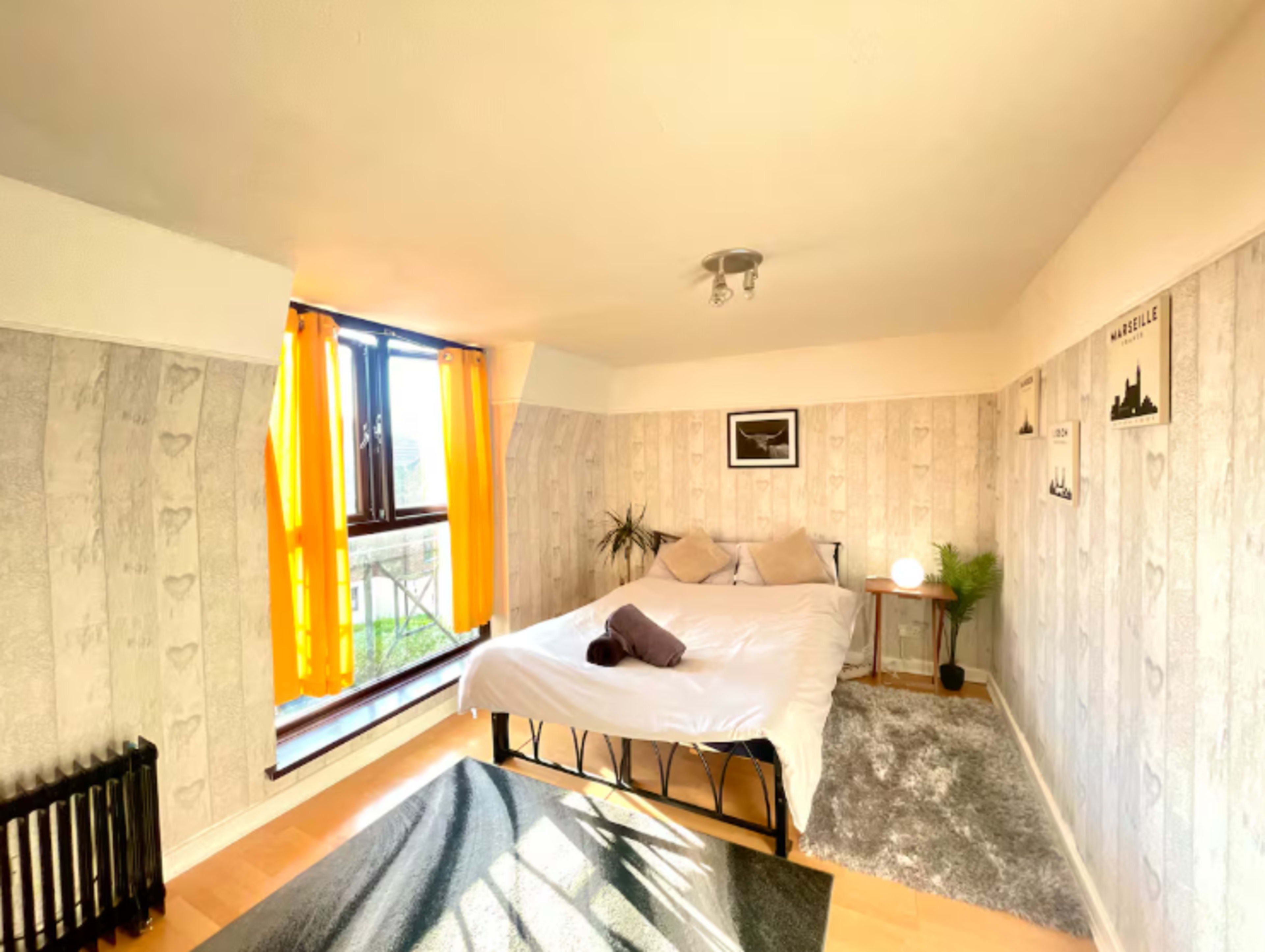 LONDON FLAT CLOSE TO CANARY WHARD AND GREENWICH O2 Image in London, London, ENG