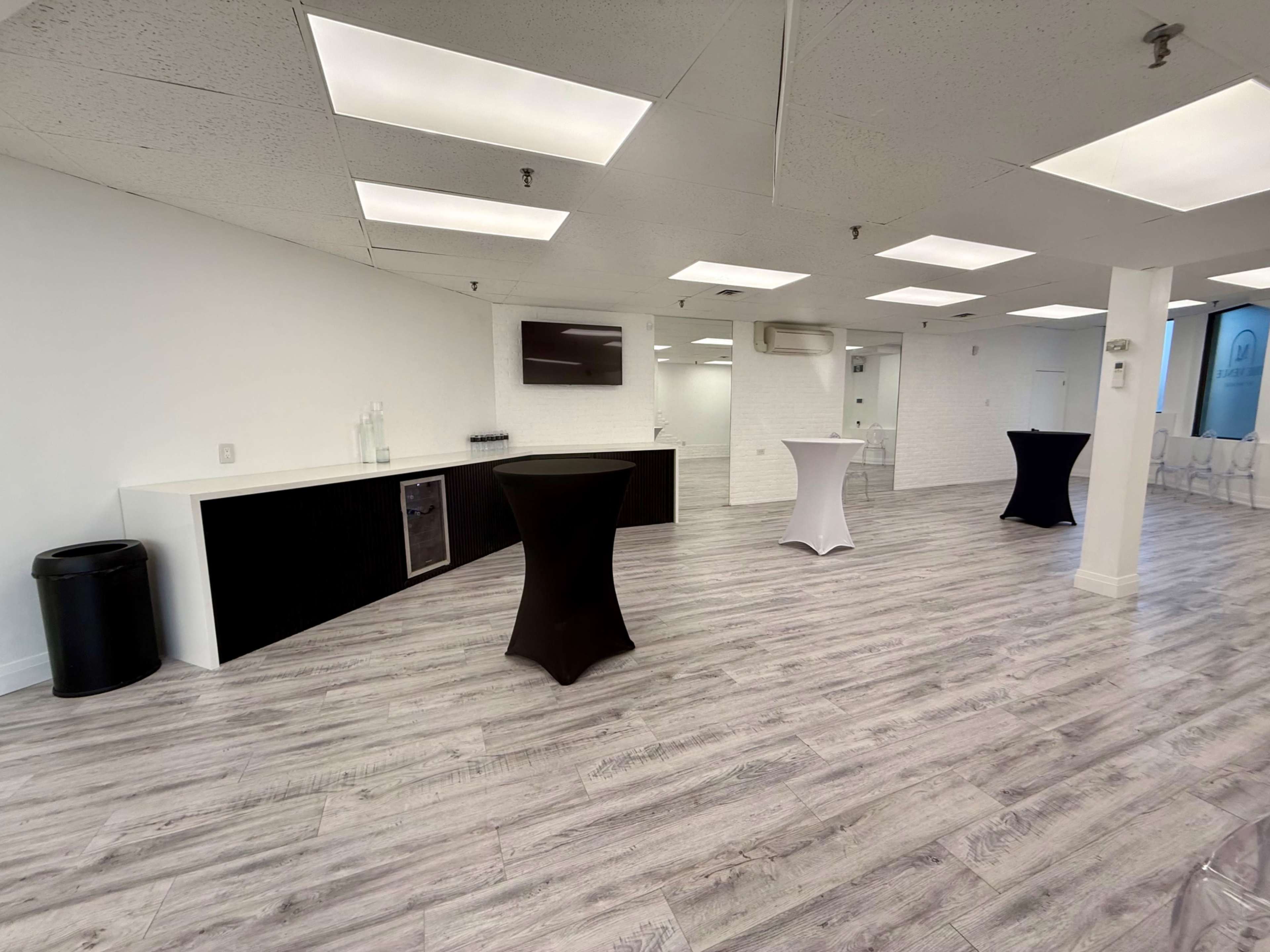 Mississauga Event Space by Monique Image in Mississauga, Mississauga, ON