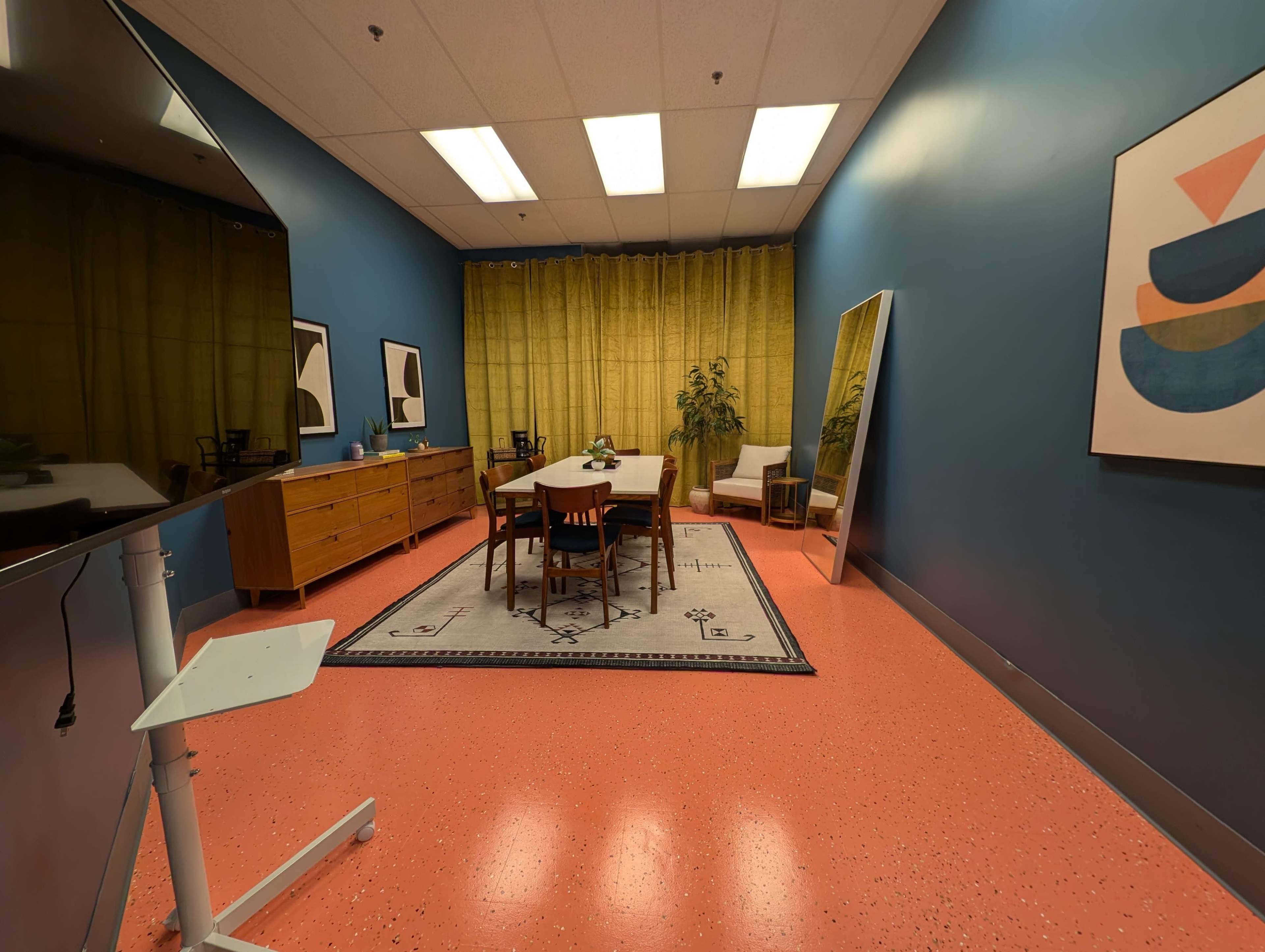 Large Designer Conference Room for 8 Perfect for Team Collaborations Image in North Redondo, Redondo Beach, CA