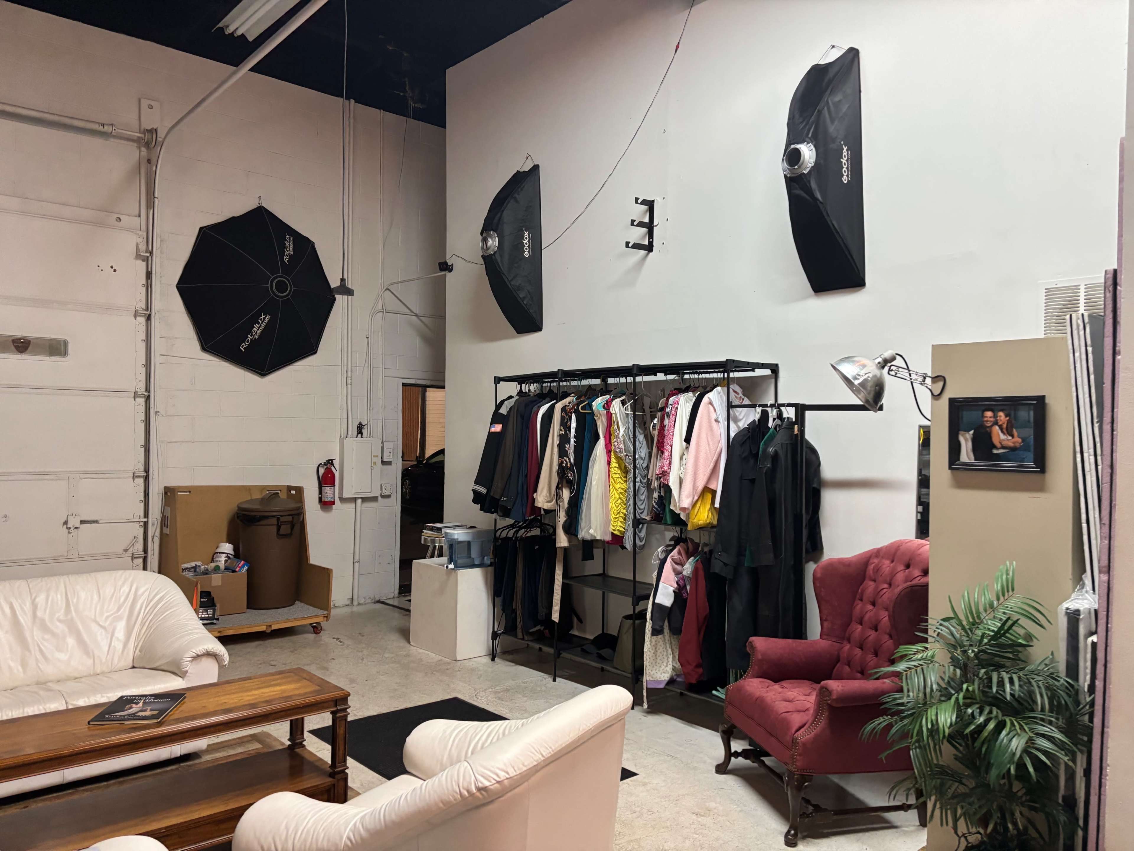 Versitile All-in-One Creator Space — Photography, Music Videos, Podcasts Image in Clawson, Clawson, MI