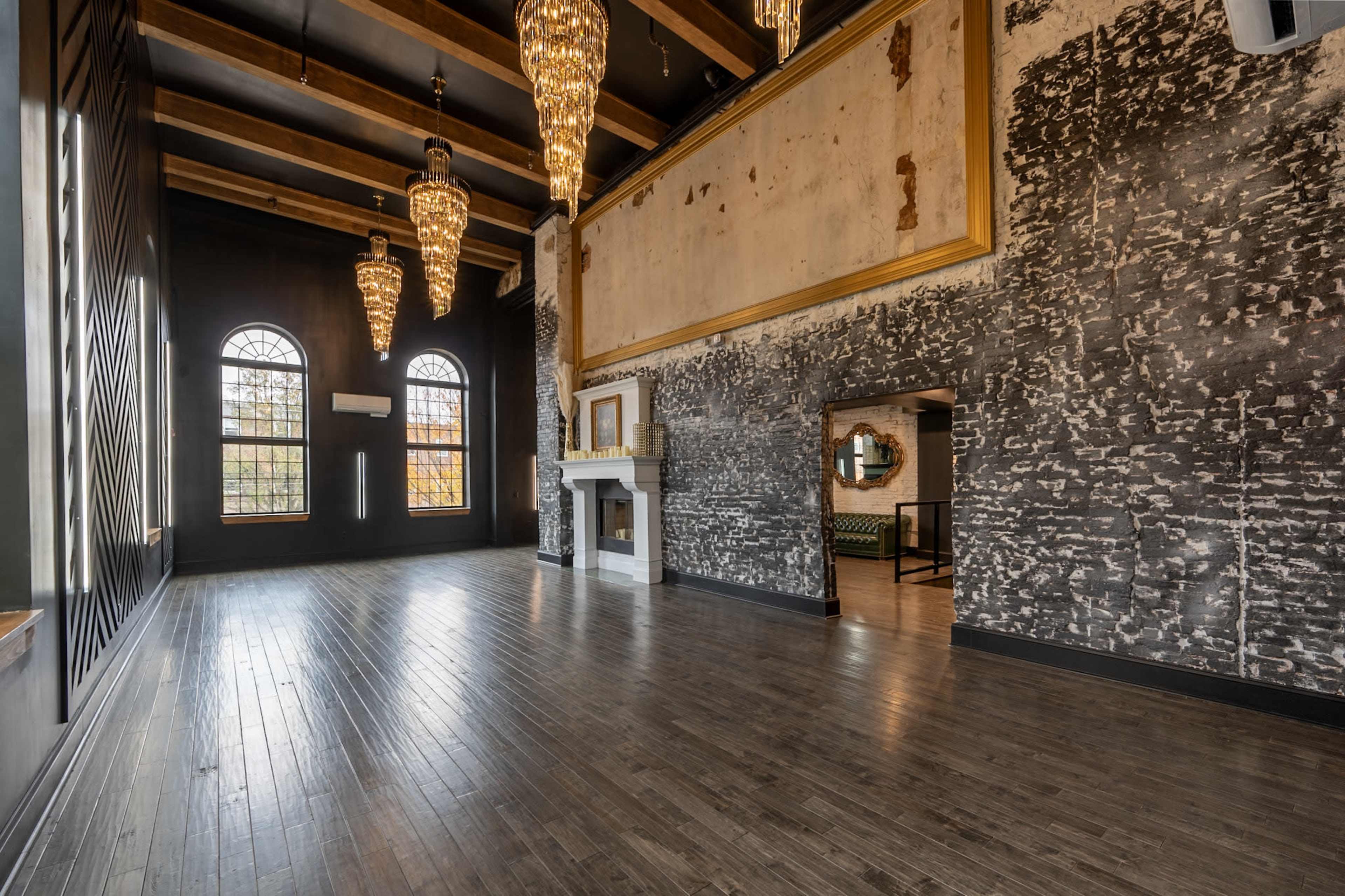 Premier Upscale Venue - 2 Image in Passyunk Square, Philadelphia, PA