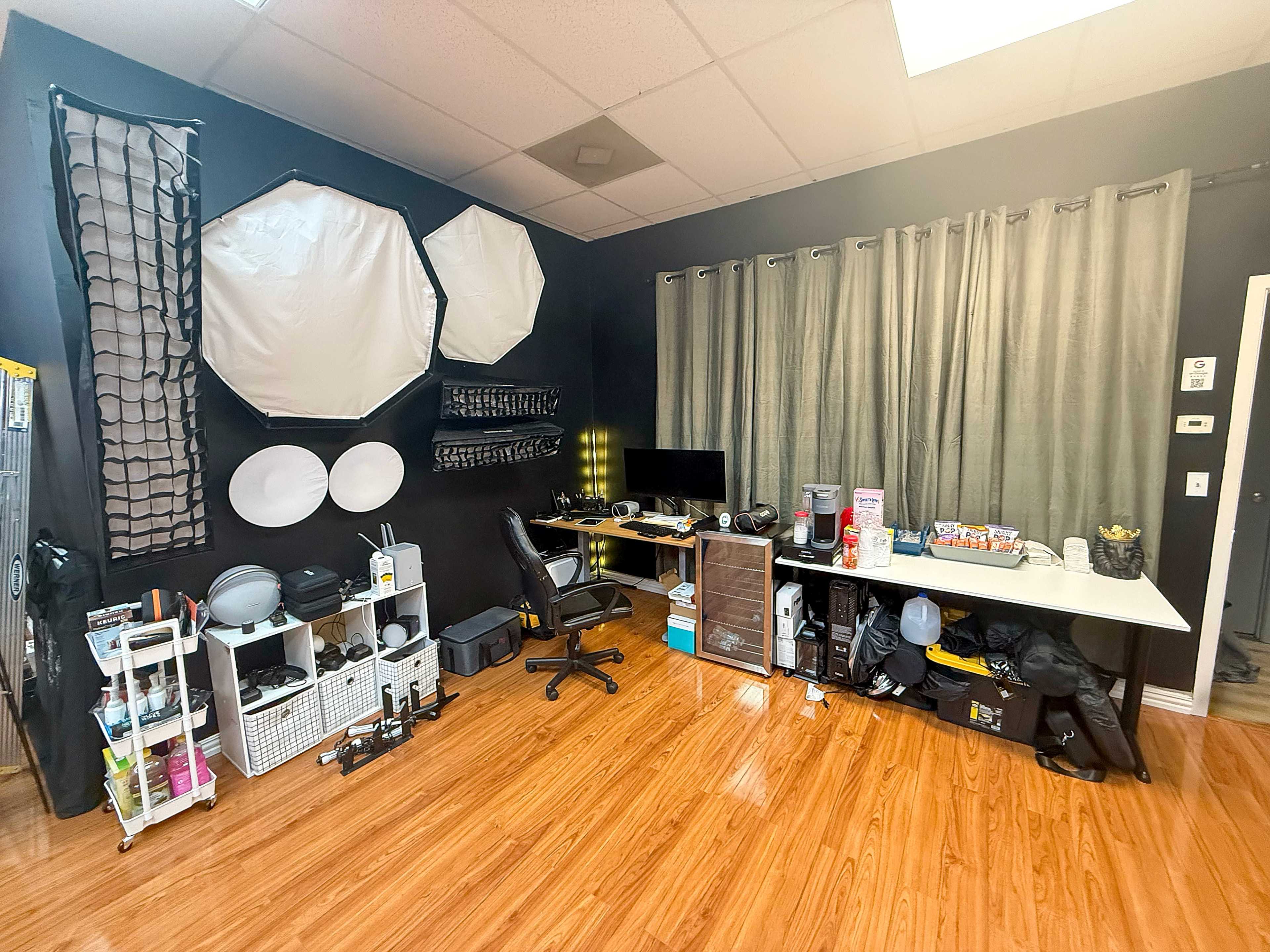The RCM Studios – Creator Space for Photo & Video Image in Eldridge / West Oaks, Houston, TX