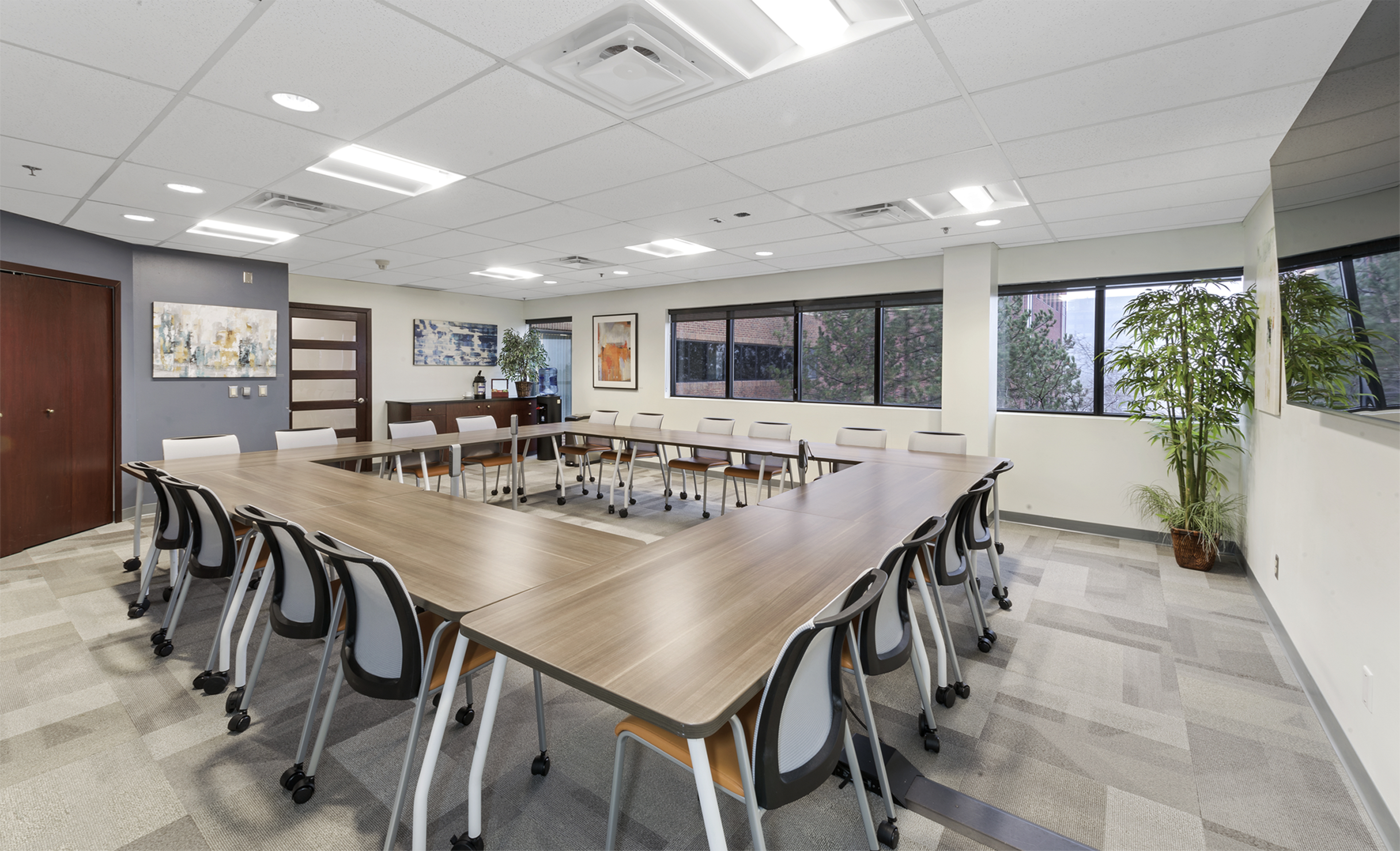 Professional Meeting Space in Ann Arbor (up to 18 people) Image in Bryant Pattengill West, Ann Arbor, MI