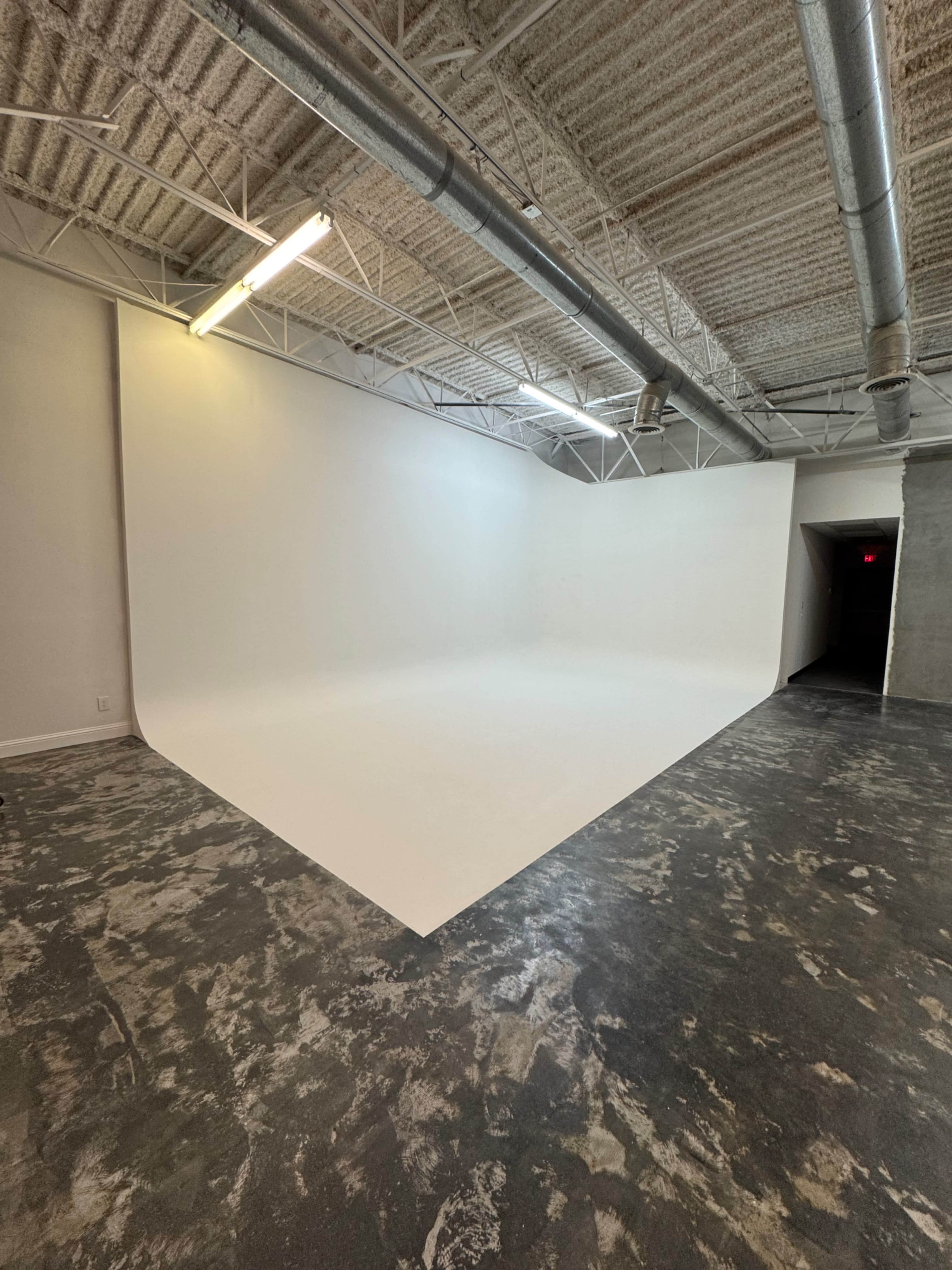 Unique Photo and Video Studio with Cyclorama and more. Image in Richardson, Richardson, TX