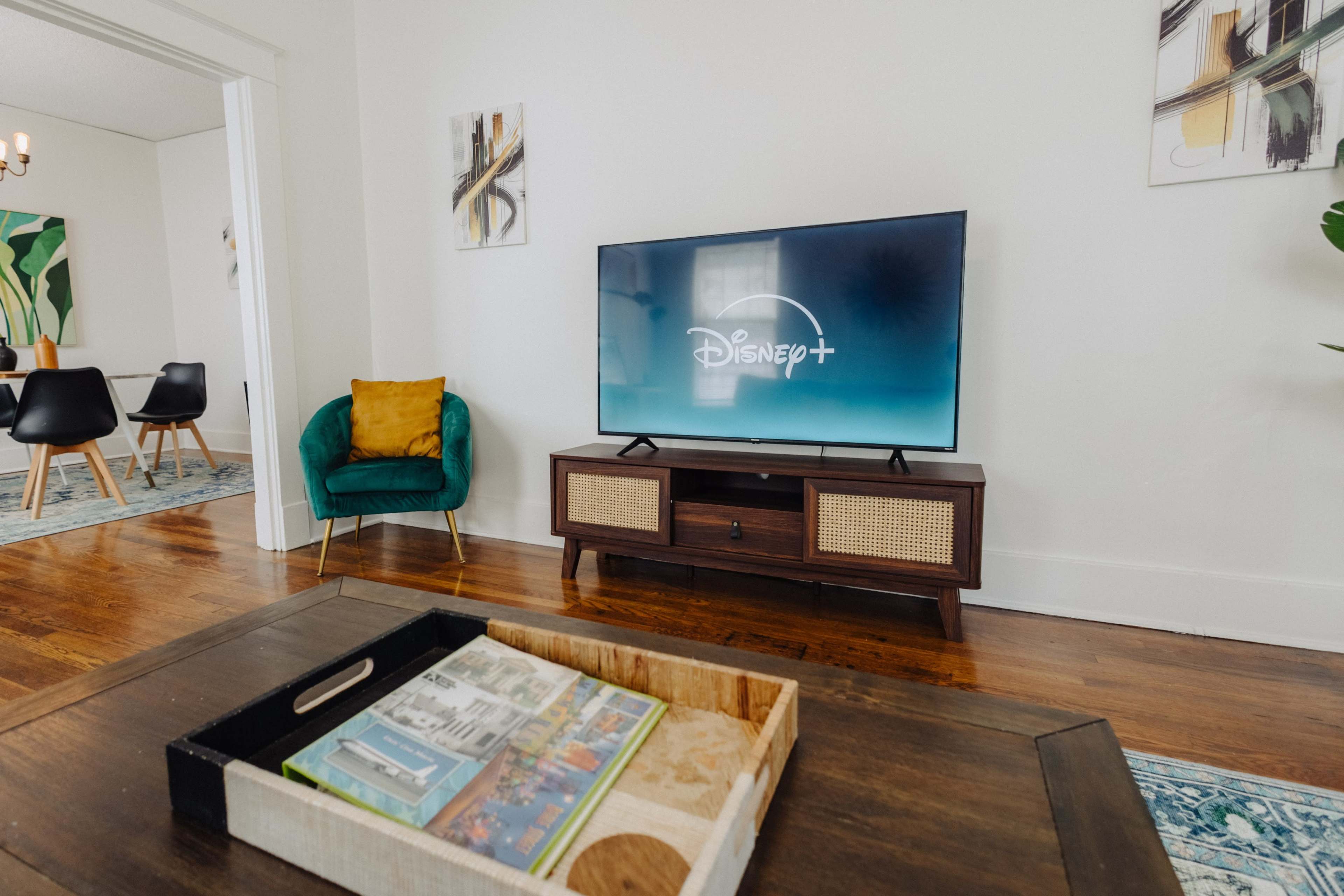 Historic Revival 2BR Midtown Memphis Free Parking Image in Evergreen, Memphis, TN