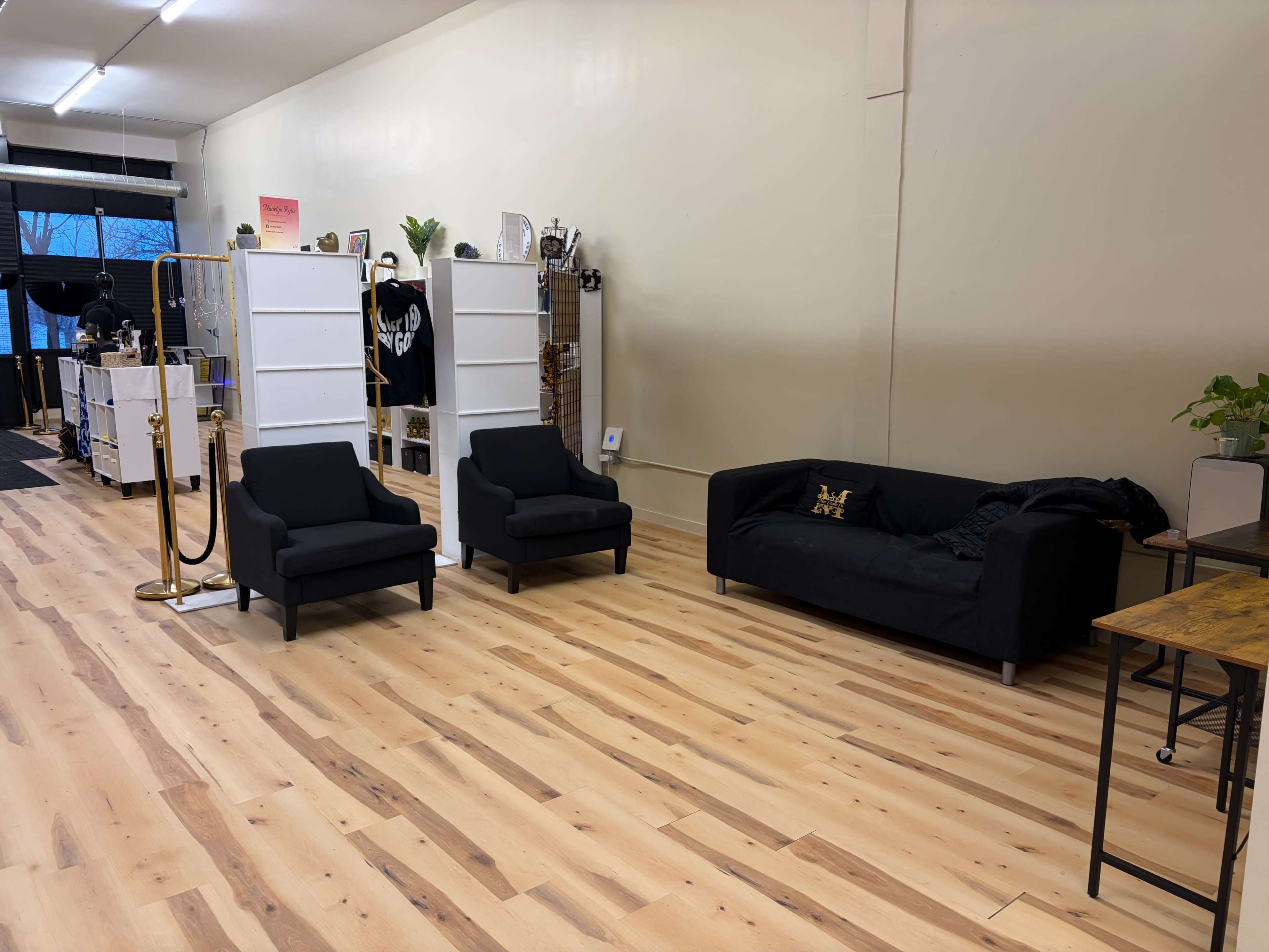 Bright South Side Studio for Workshops, Pop-Ups & Creative Events Image in South Side, CHICAGO, IL