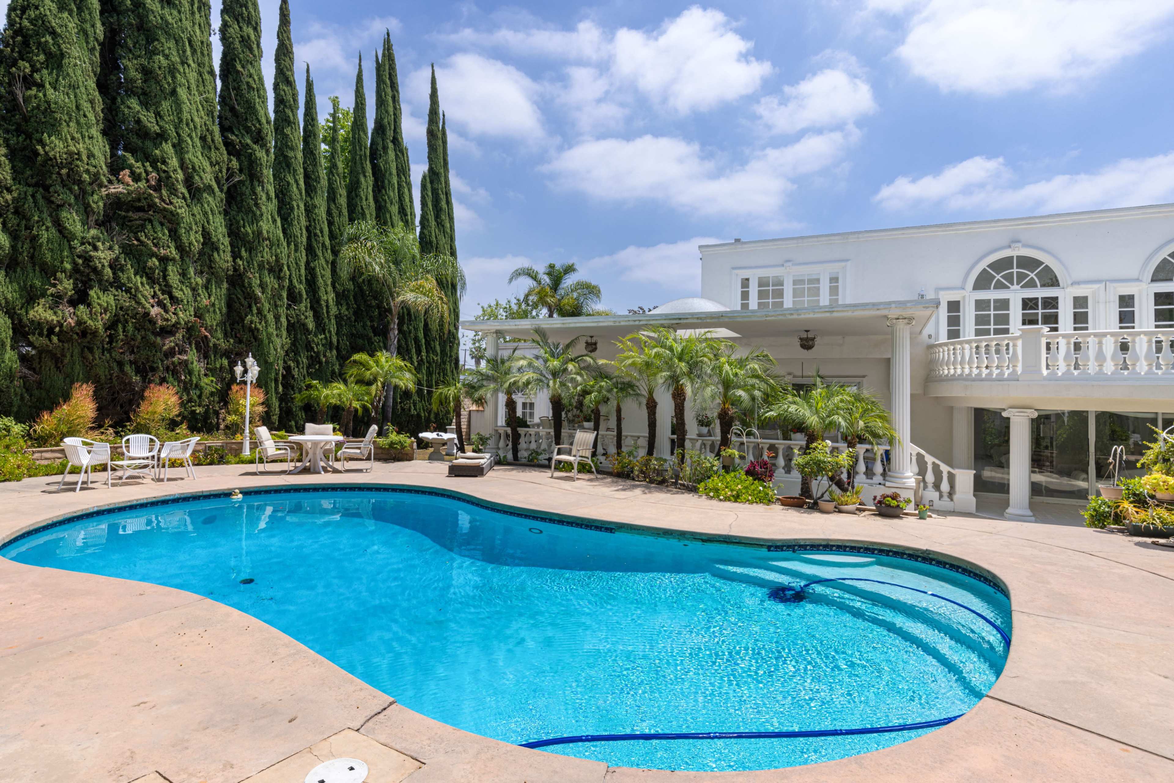 Ancient Greek & Persian Style White Mansion with Natural Light Image in Northridge, Northridge, CA
