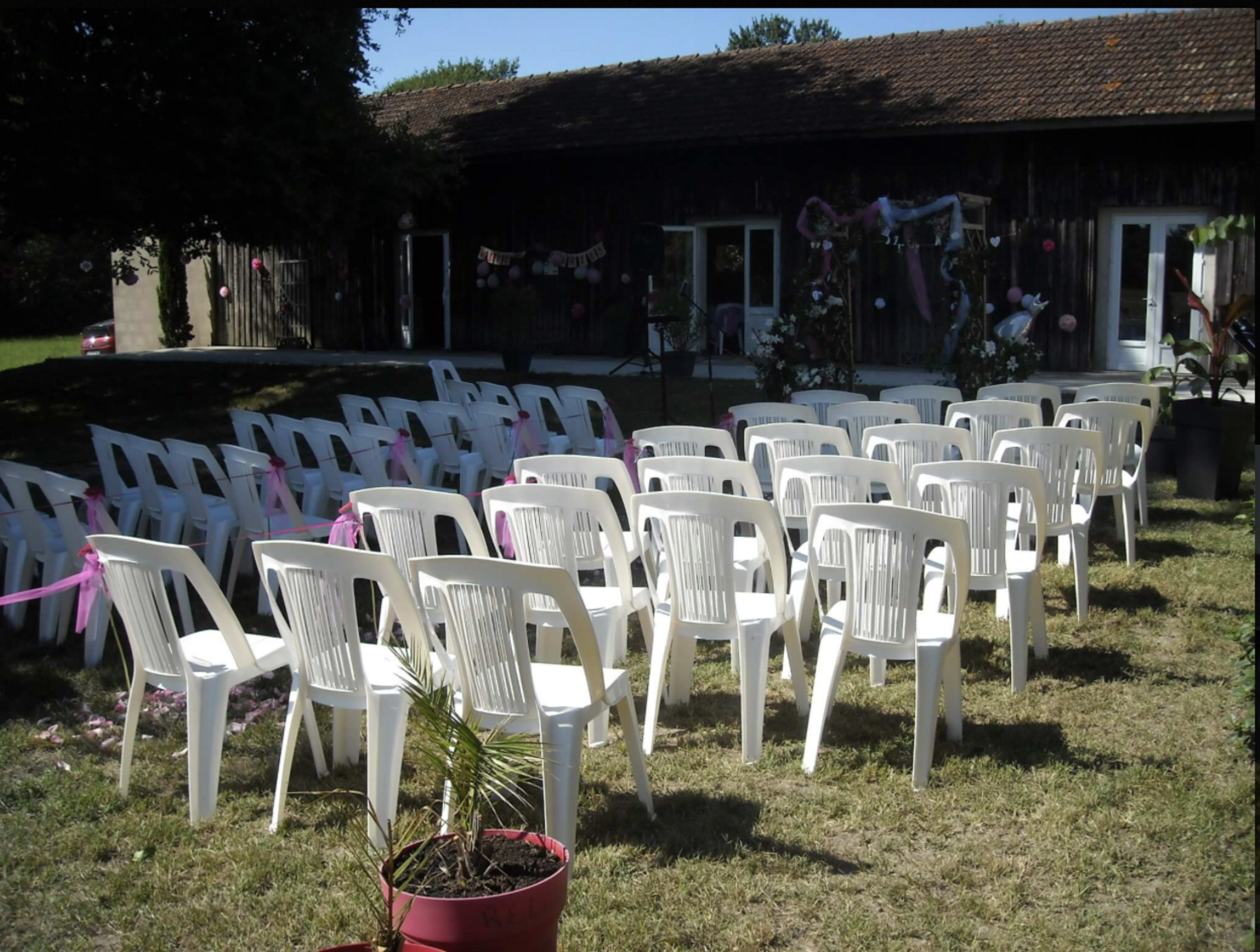 Lieu rural – Ancien séchoir rénové – Rustique & spacieux Image in , Mazères