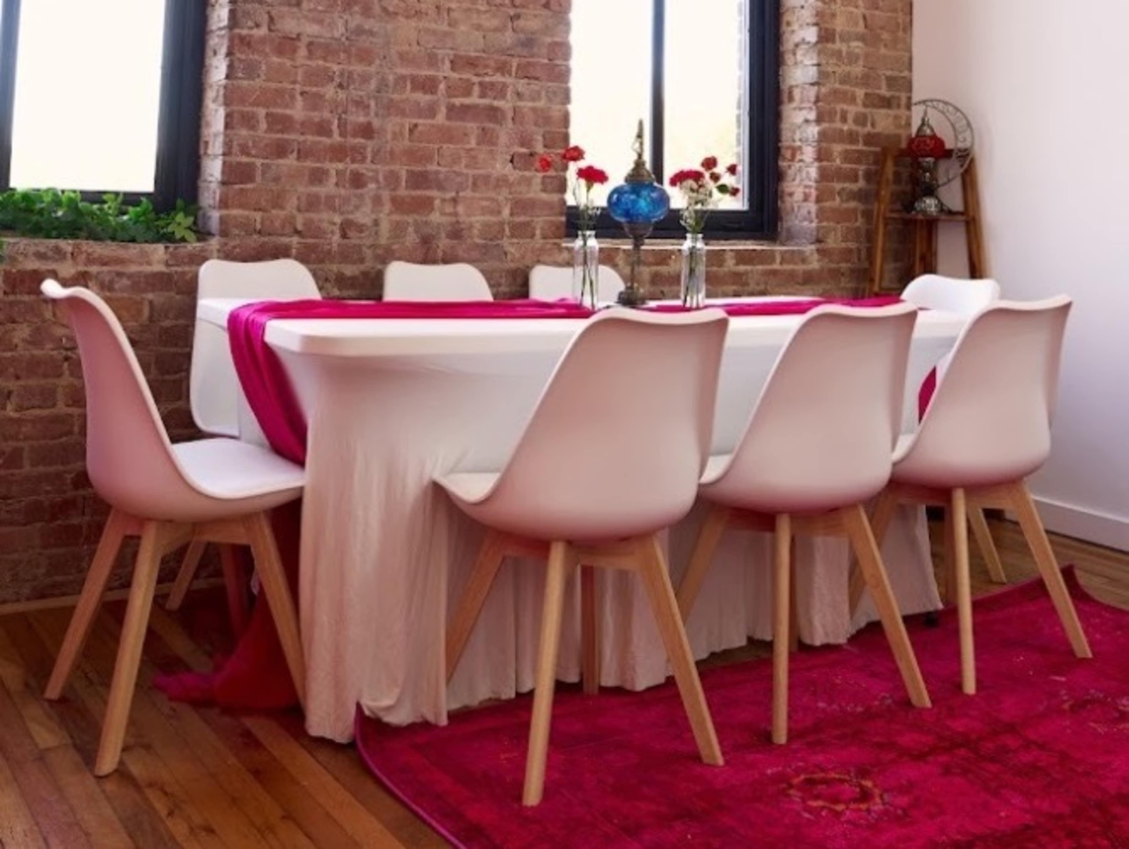 White Table Cloth with Chiffon Runner (2)