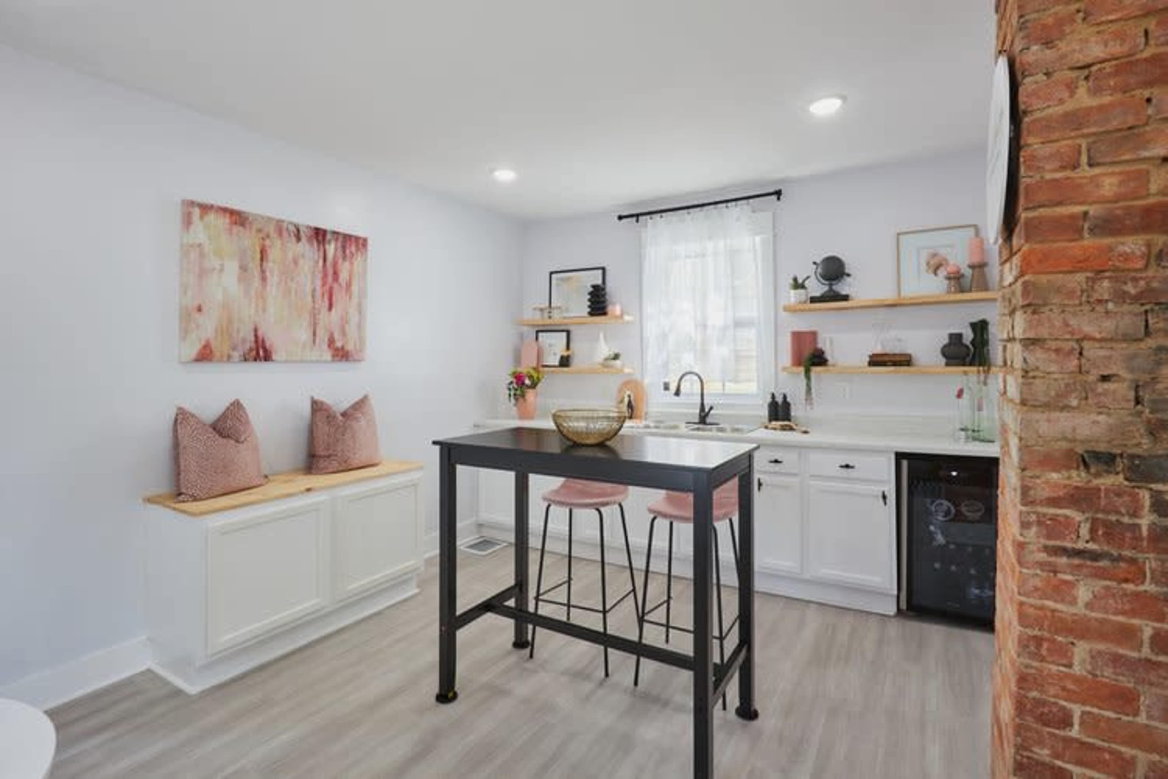 Vibrant Photography Studio with Exposed Brick in Historic New Albany Image in New Albany Township, New Albany, IN