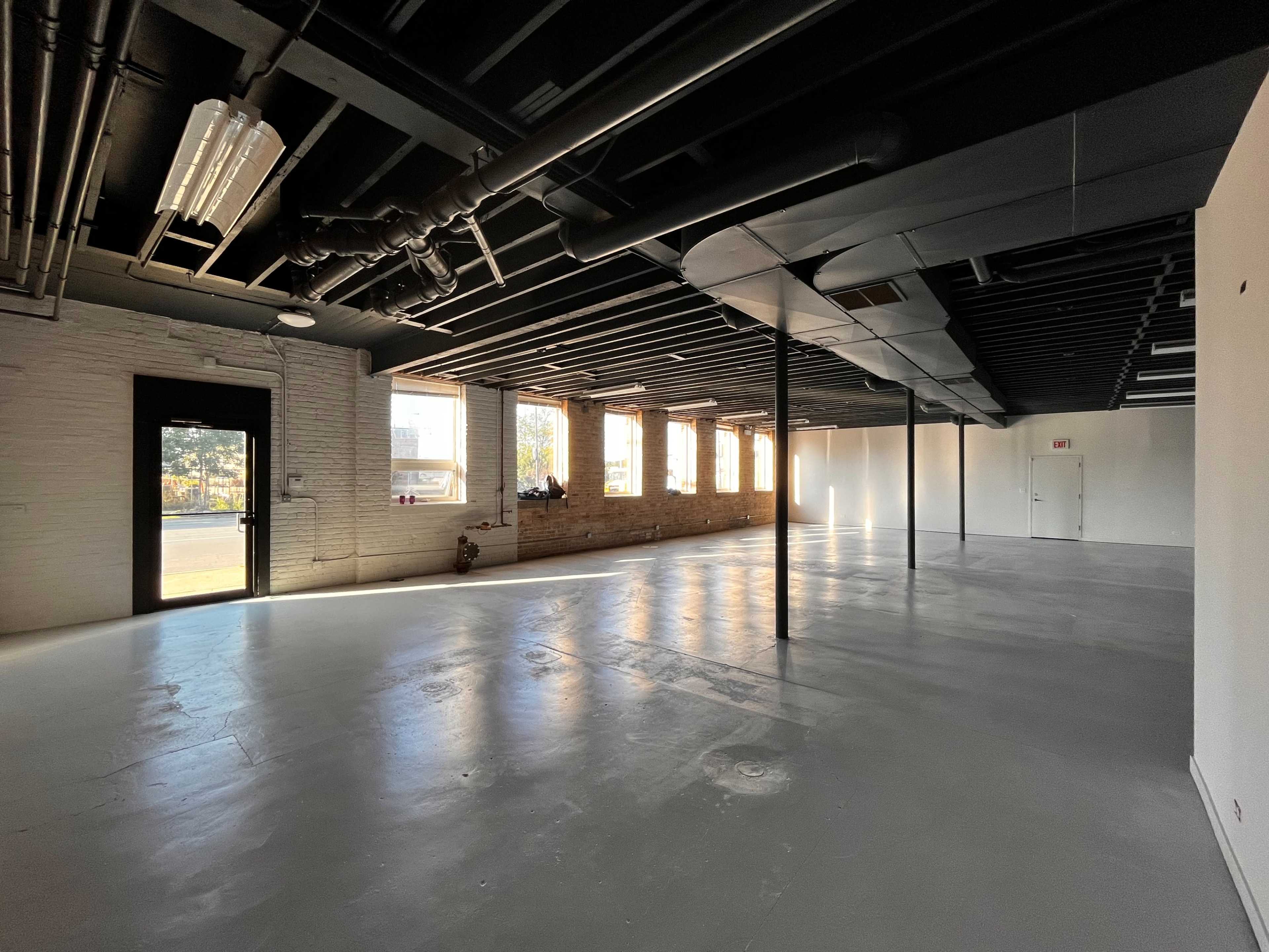 Art Loft Image in West Town, Chicago, IL