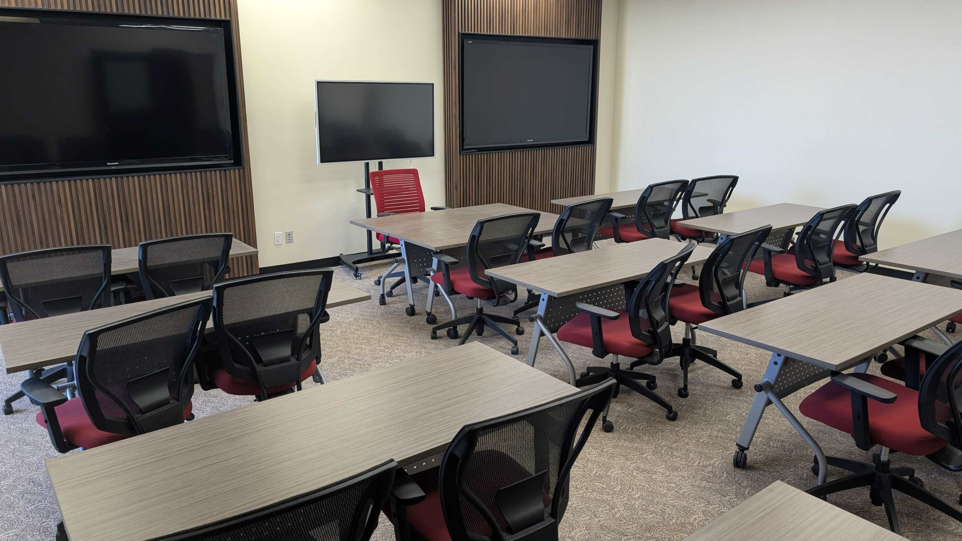 Corporate Learning and Meeting Space Image in Danforth Village, Toronto, ON