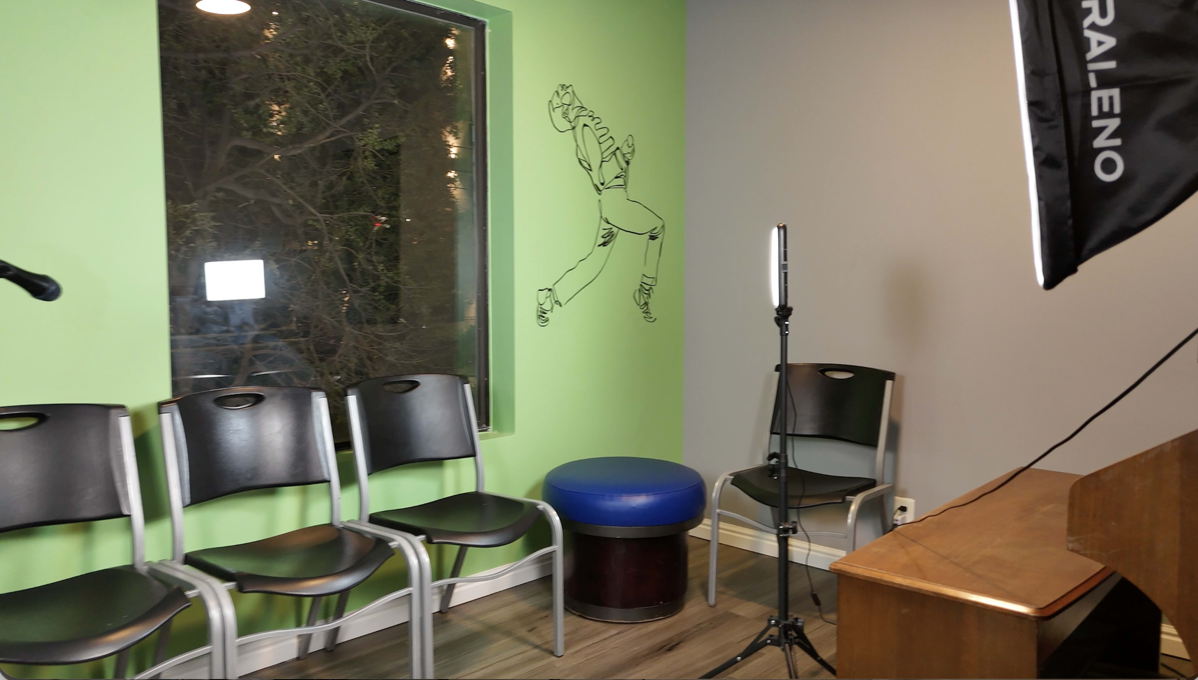 Central Music Space with Organ and Piano for Music, Teaching, Recording, and More Image in Murray, Murray, UT