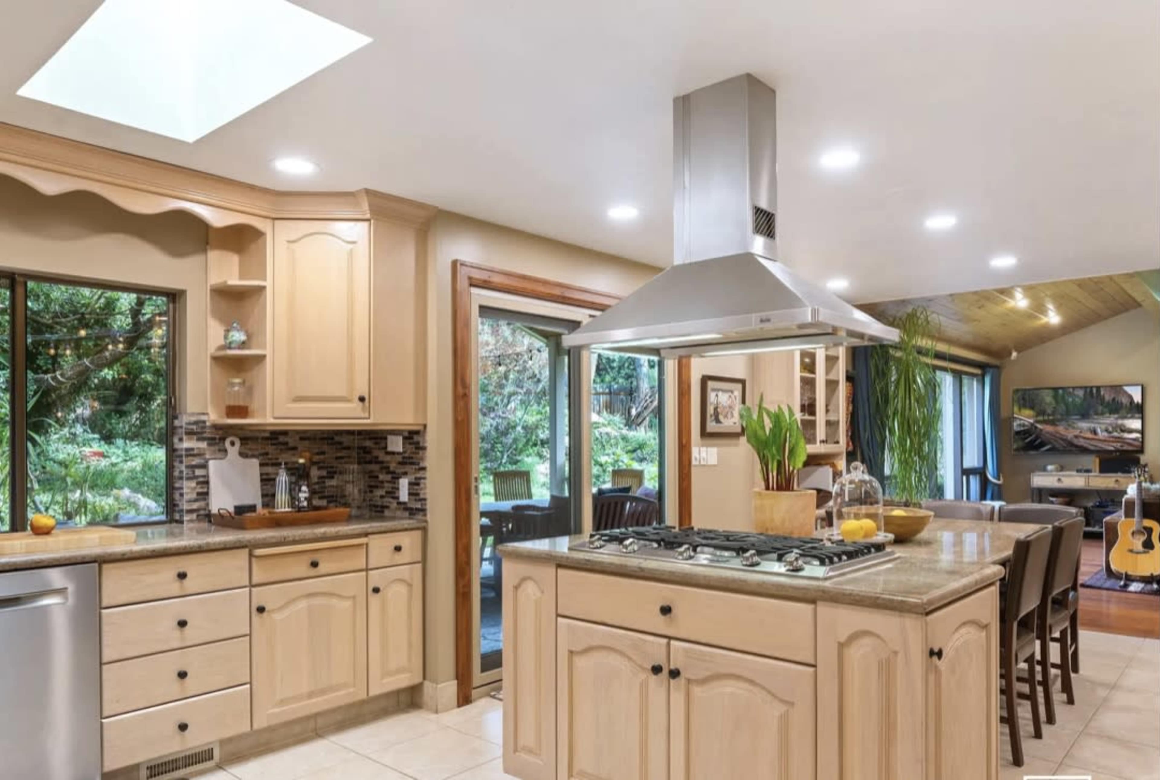 Cinematic Mountain Modern Estate with Indoor Pool Image in Ogden, Ogden, UT