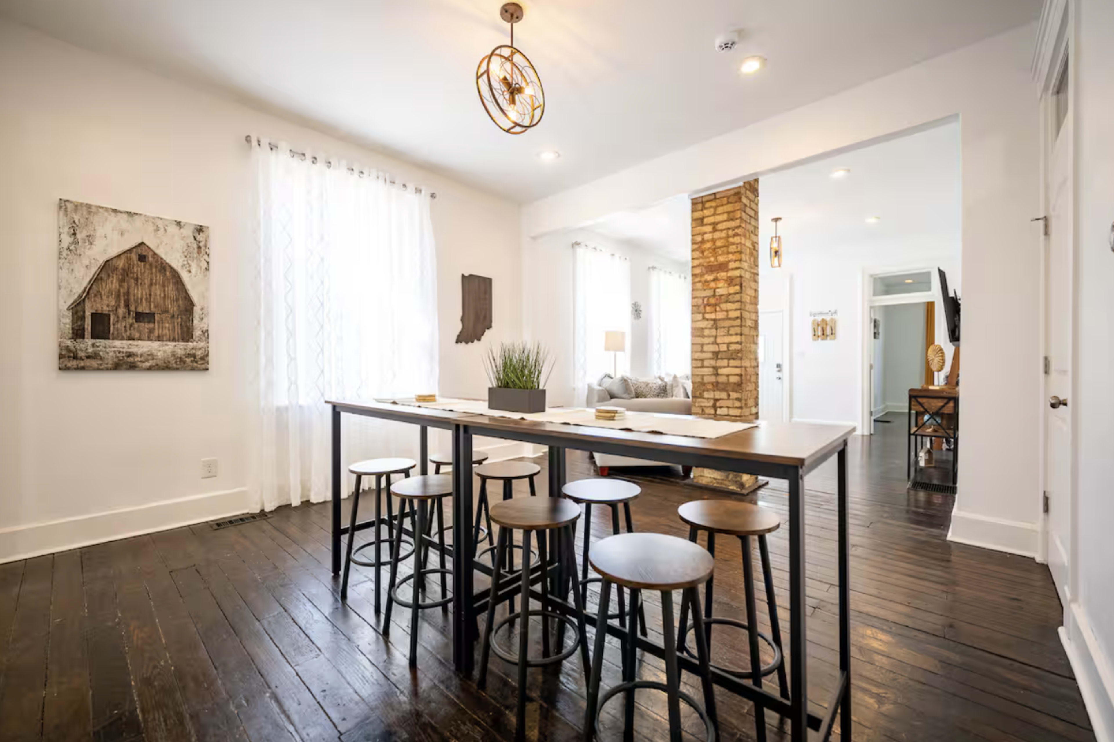 Downtown, Open space Farmhouse Image in Old Southside, Indianapolis, IN