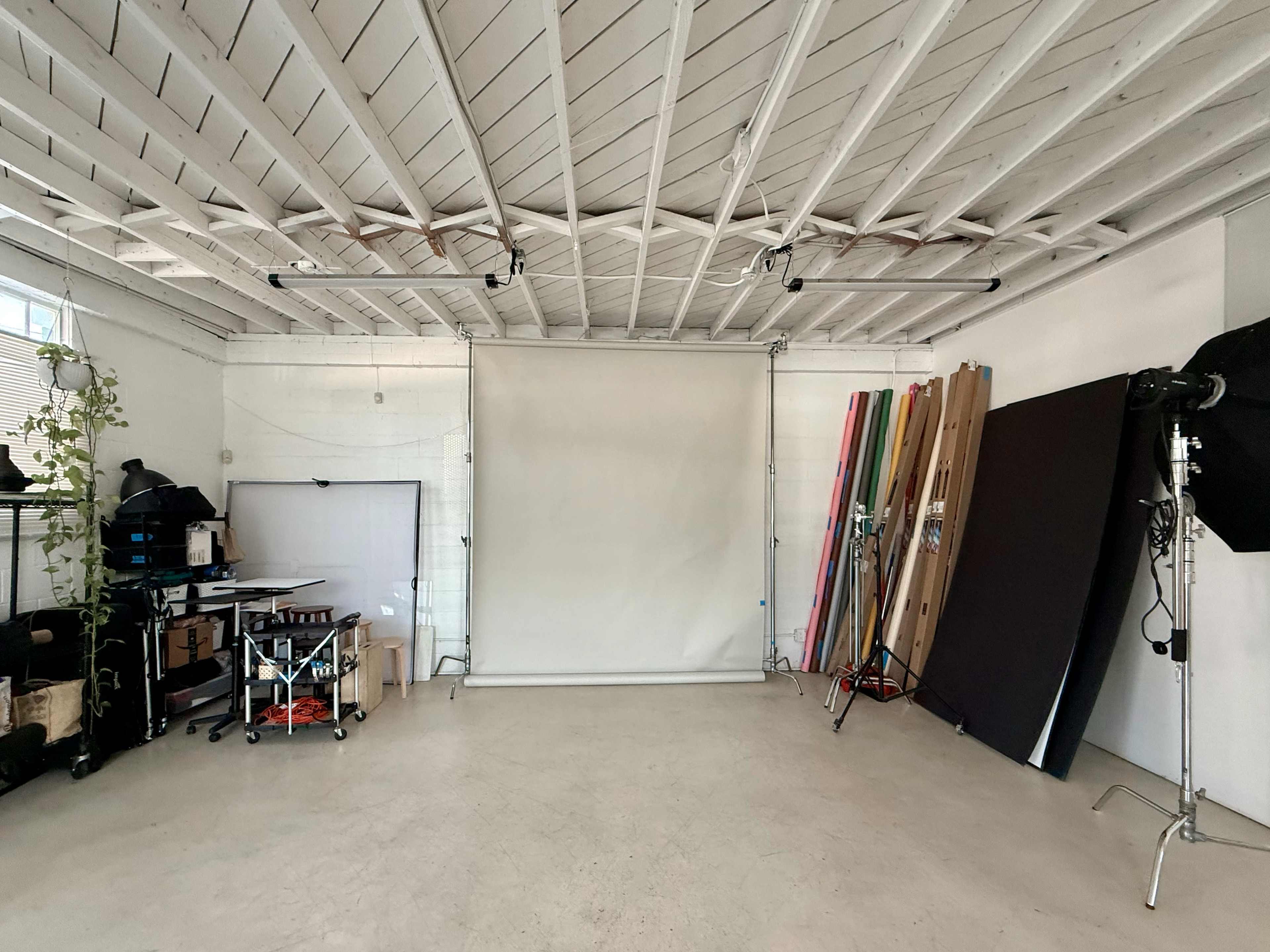 Professional Multi-purpose Studio with AC, Equipment and Backdrops Image in North Central, Pasadena, CA