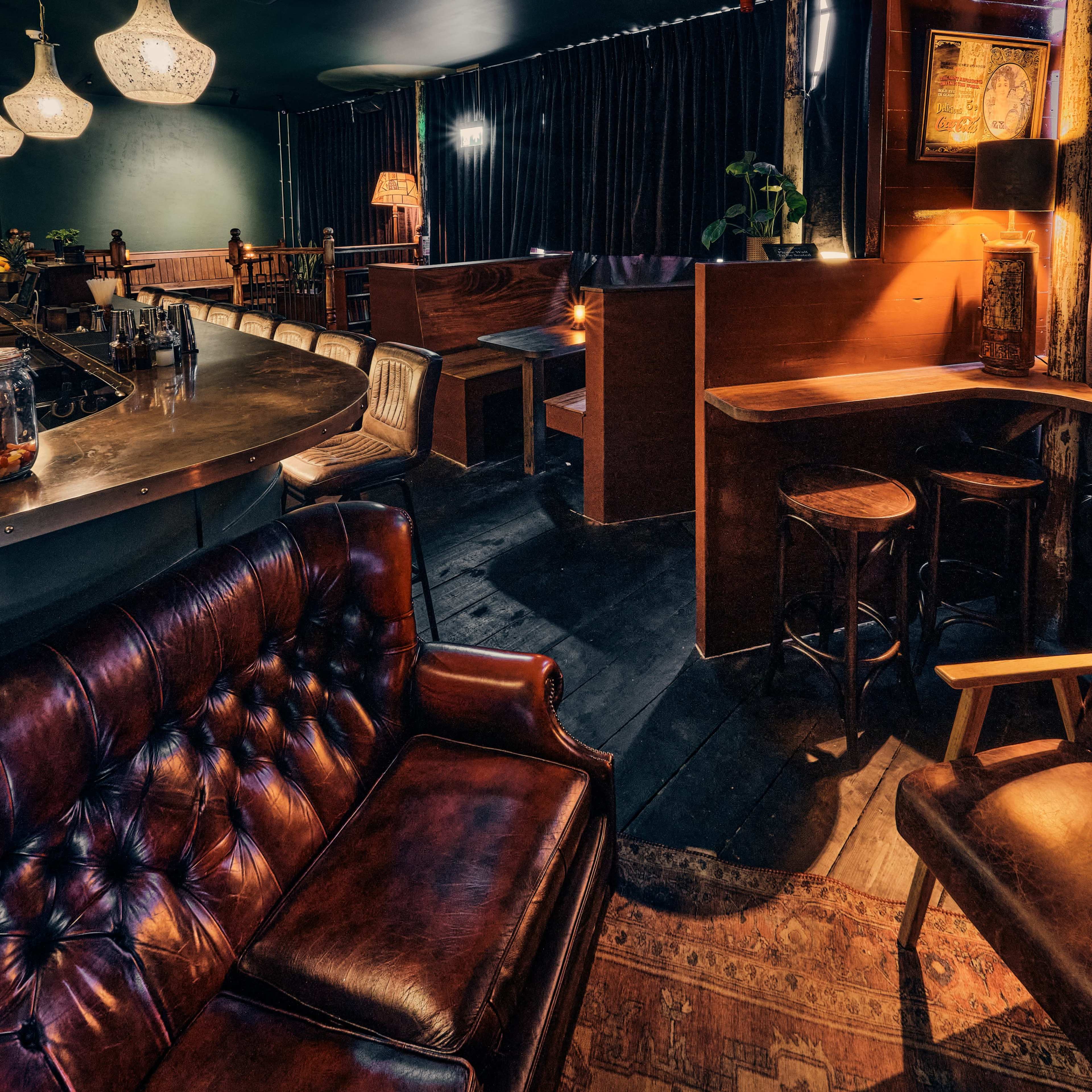 Eclectic Brick Lane Bar Image in London, London, ENG