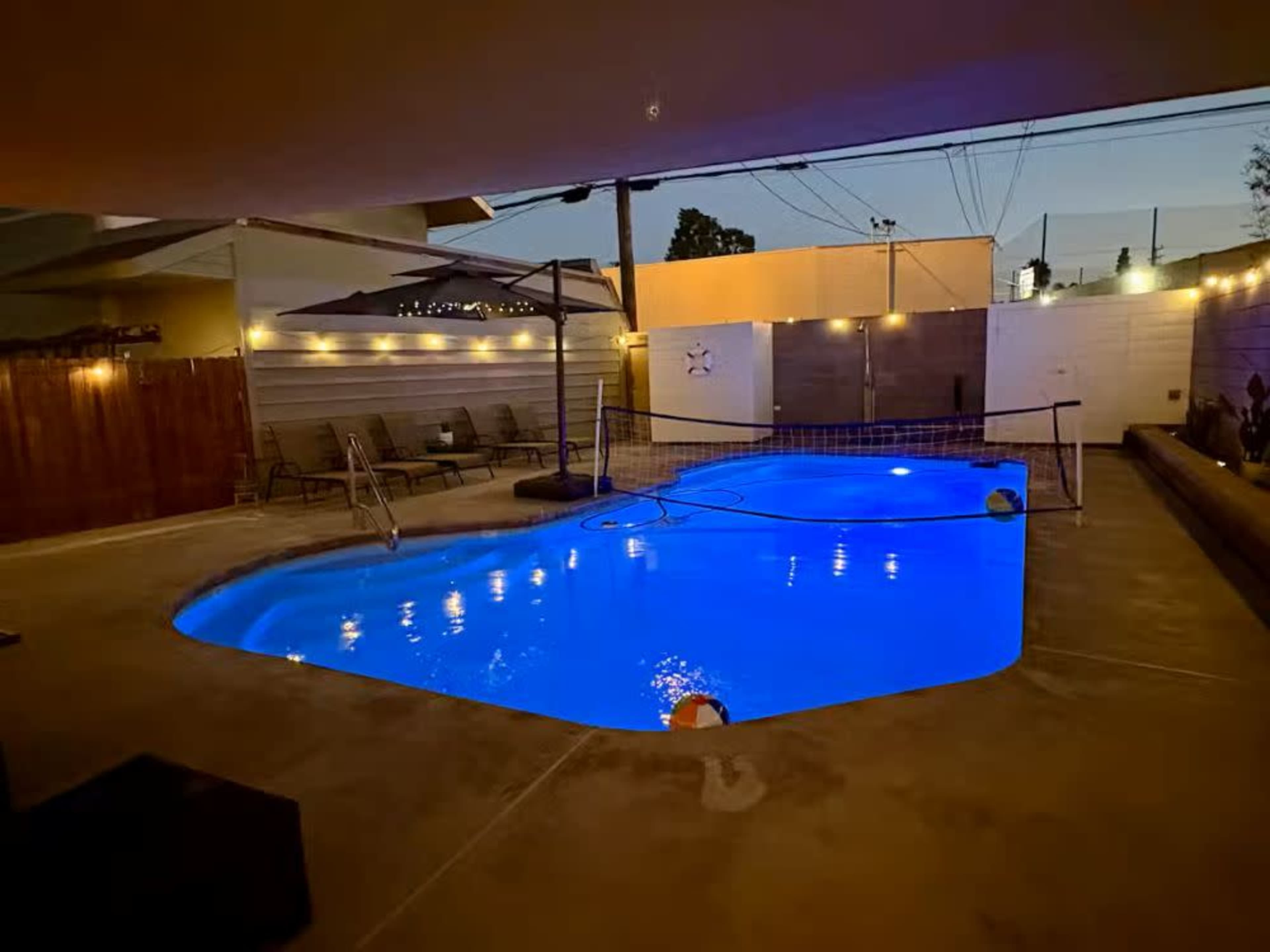 "Not just a pool".... Image in Lakewood, Lakewood, CA