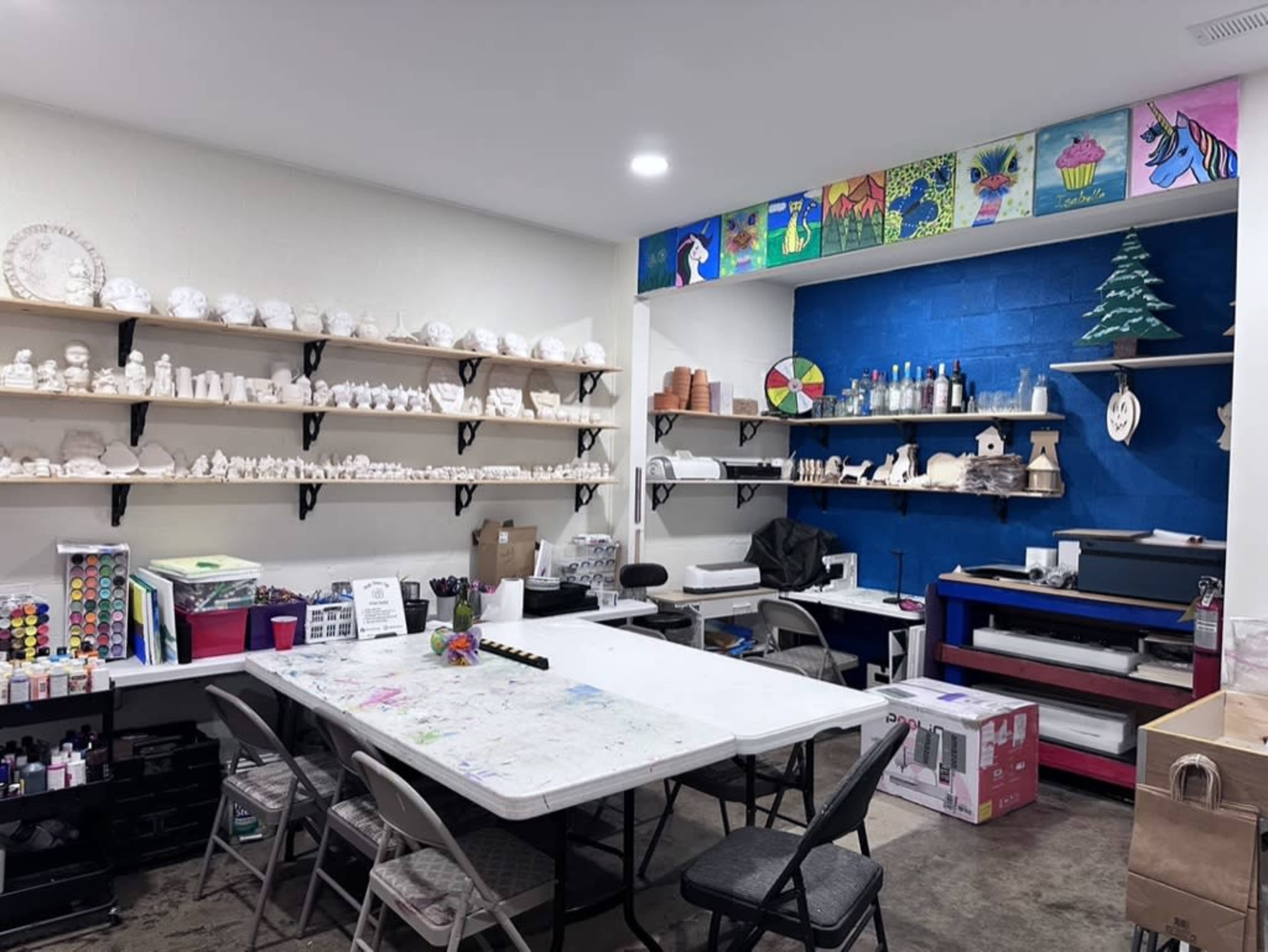 Collective Art Gallery Space with unique art and the full artsy vibe! Image in West Jefferson, West Jefferson, NC