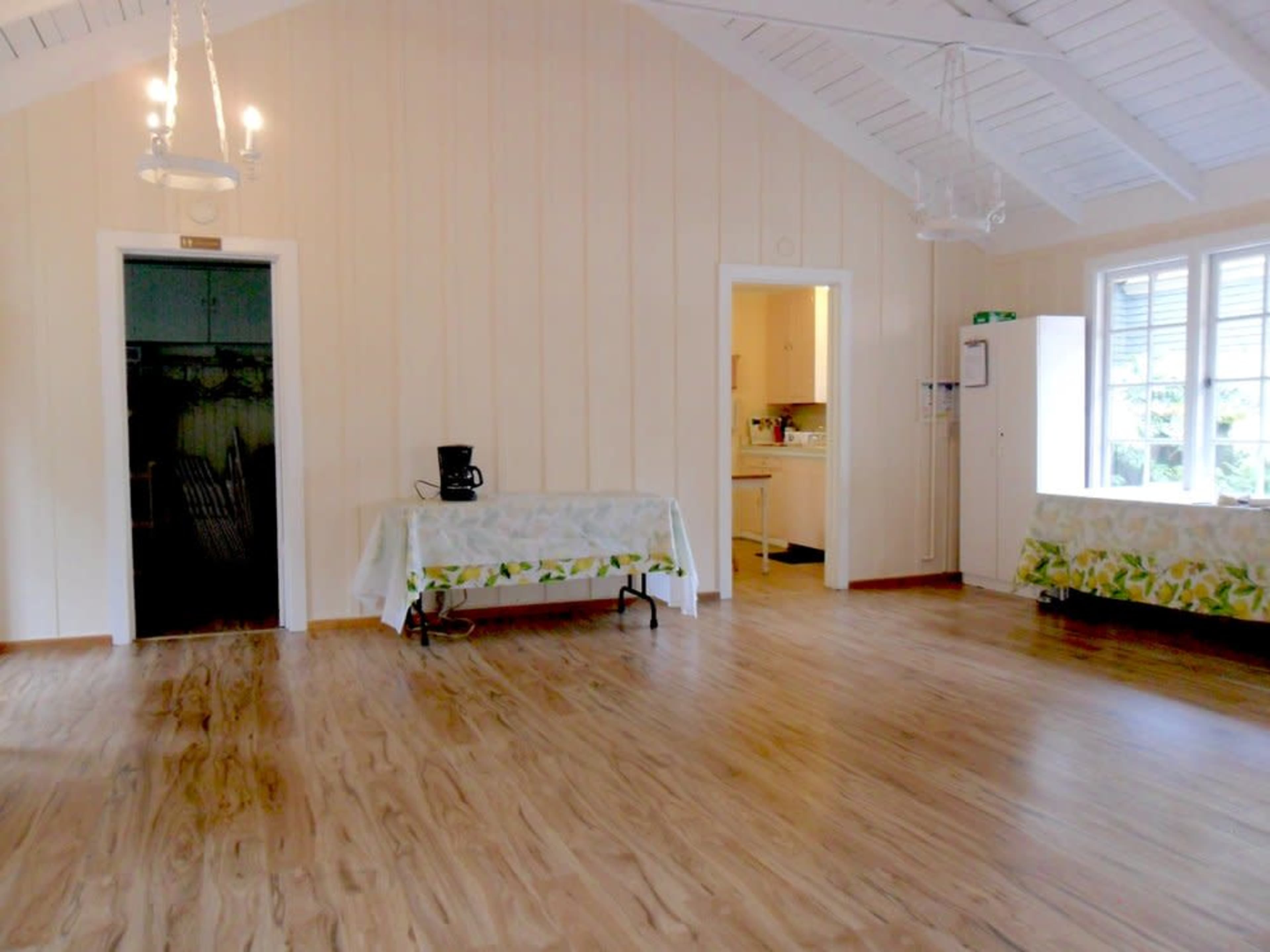 Cottage Studio Space Image in Alameda, Alameda, CA