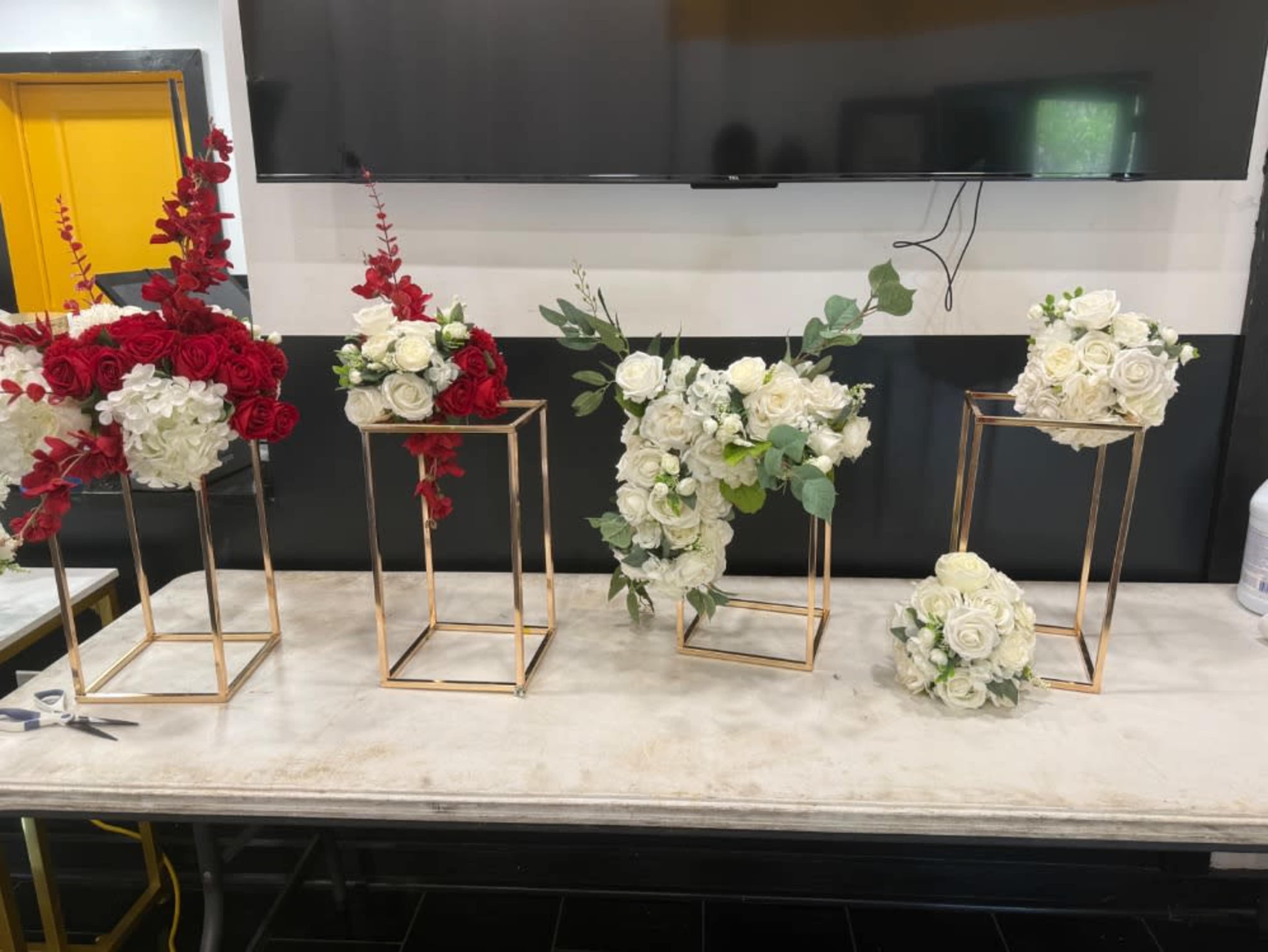 Custom Flower Centerpieces 