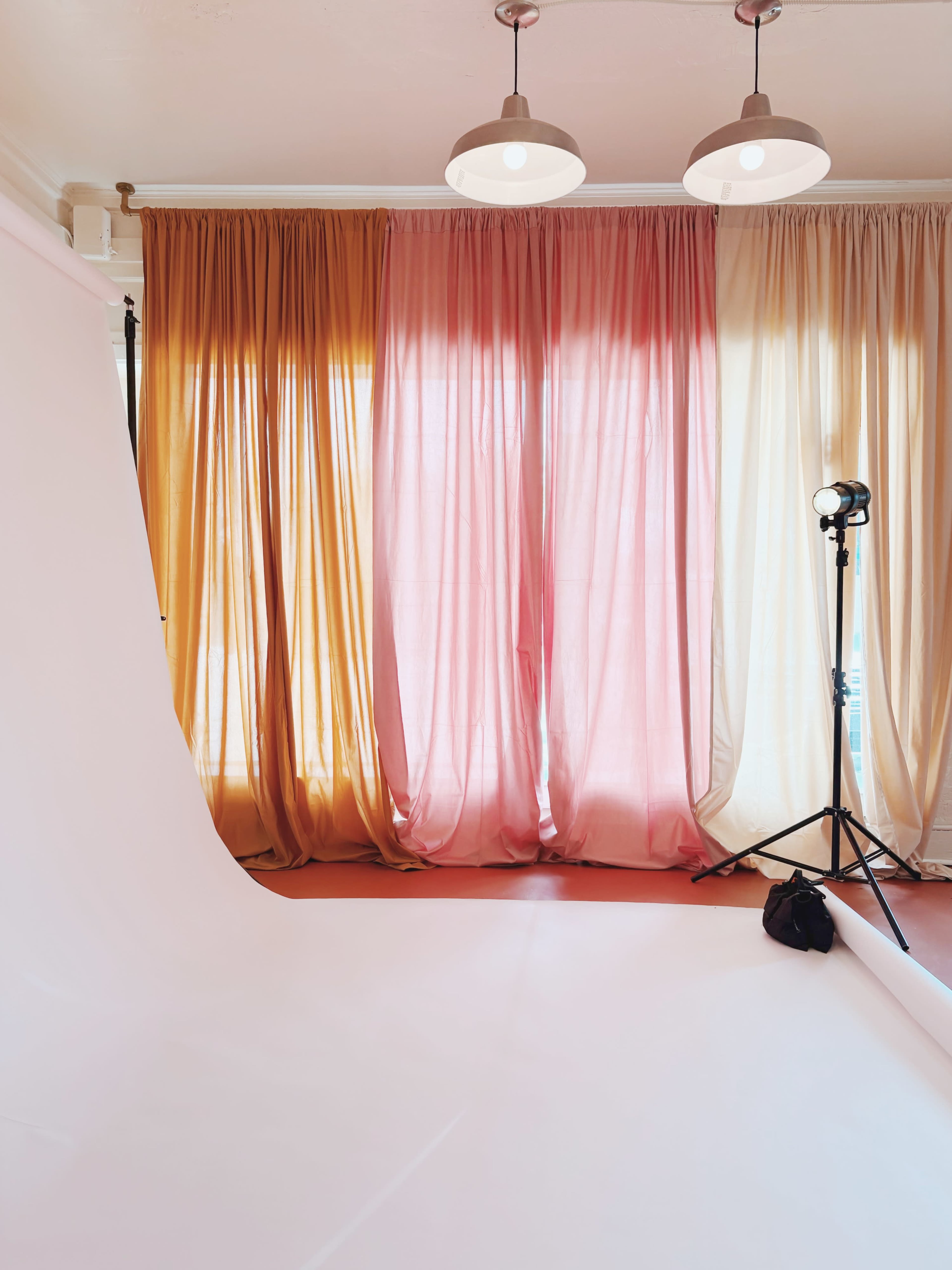 Photo Studio in Vintage Auto Mechanic Shop on East Main Street in Downtown Chattanooga. Small Space. Big Vibes. Book your Studio DAY! Image in Chattanooga, Chattanooga, TN