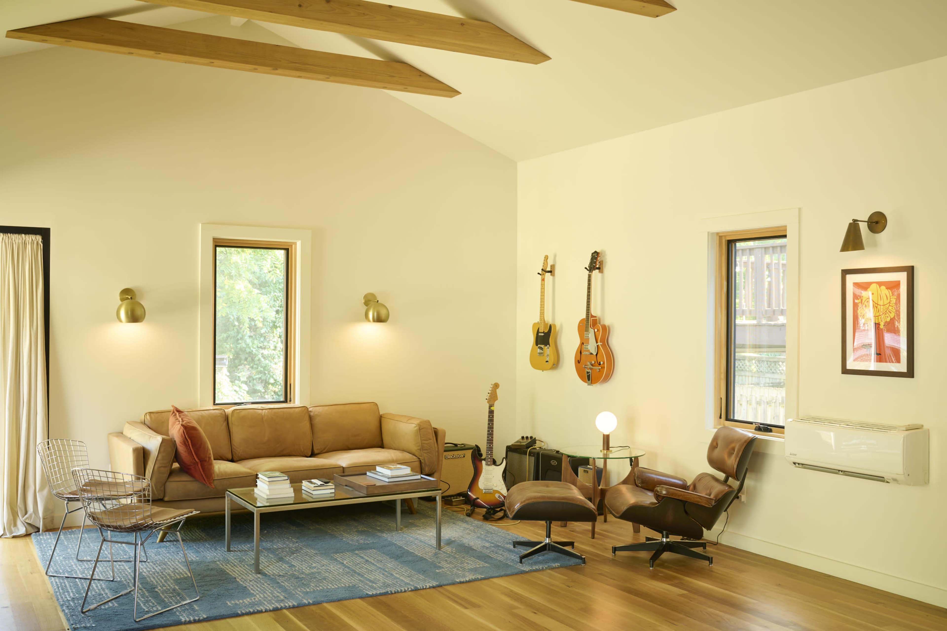 Cozy Photo/Video Studio Image in East Nashville, Nashville, TN