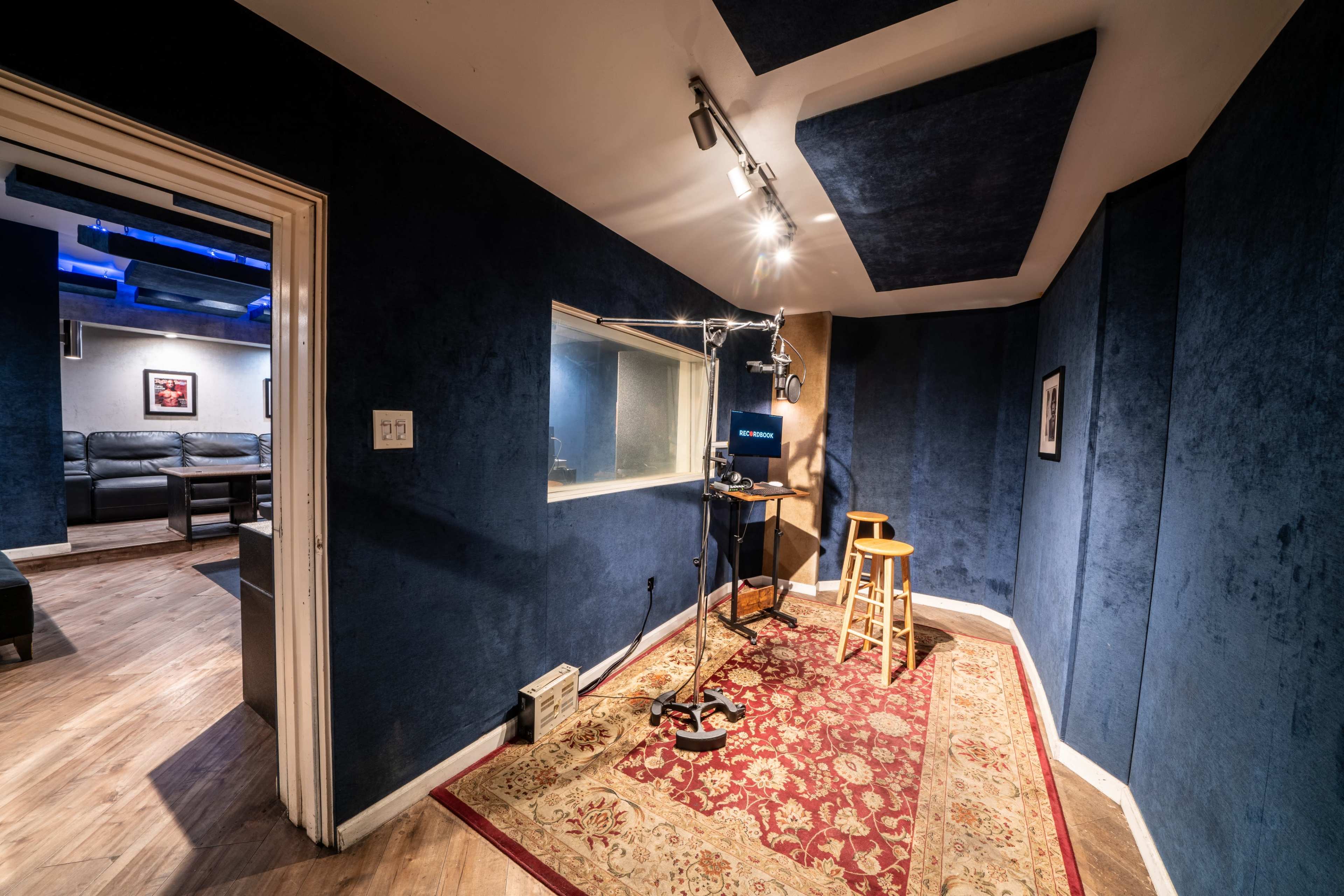 Recording Studio with Big Speaker System! Image in Sun Valley, North Hollywood, CA