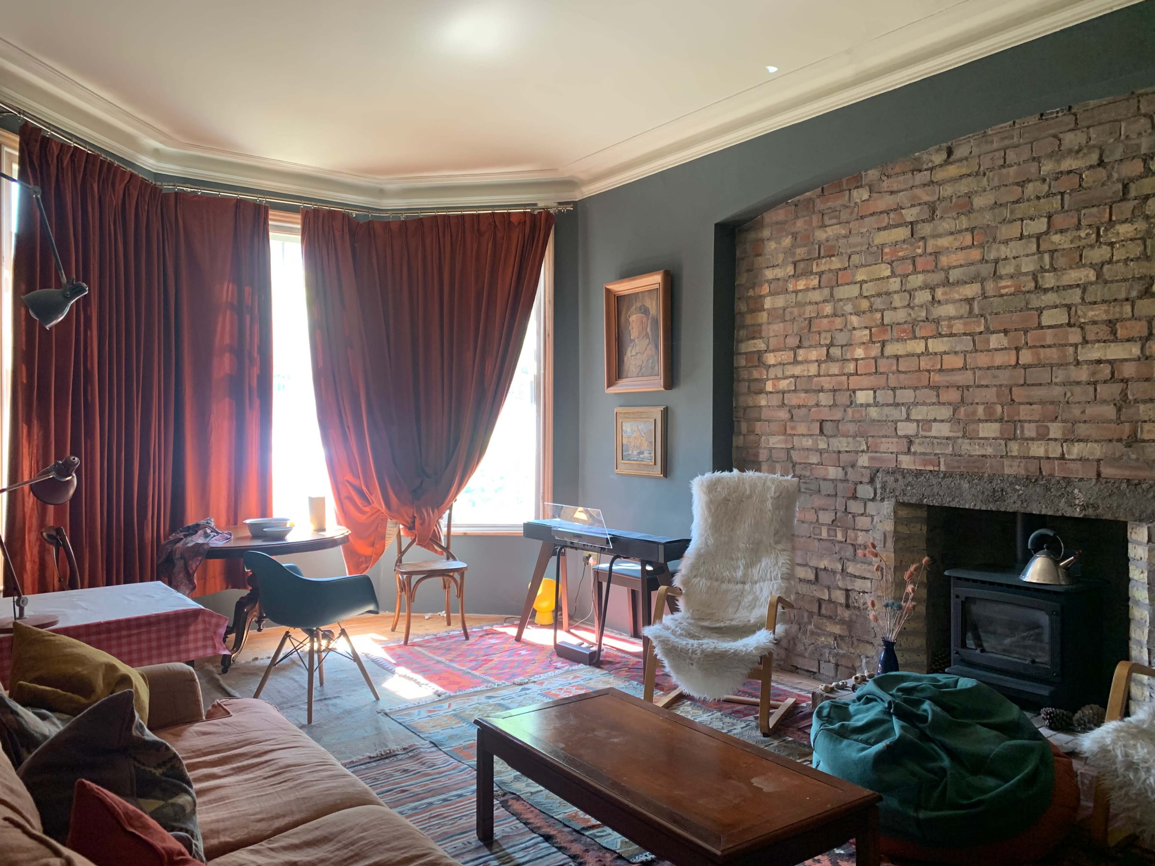 Boho/Trad English Country House in North London, London