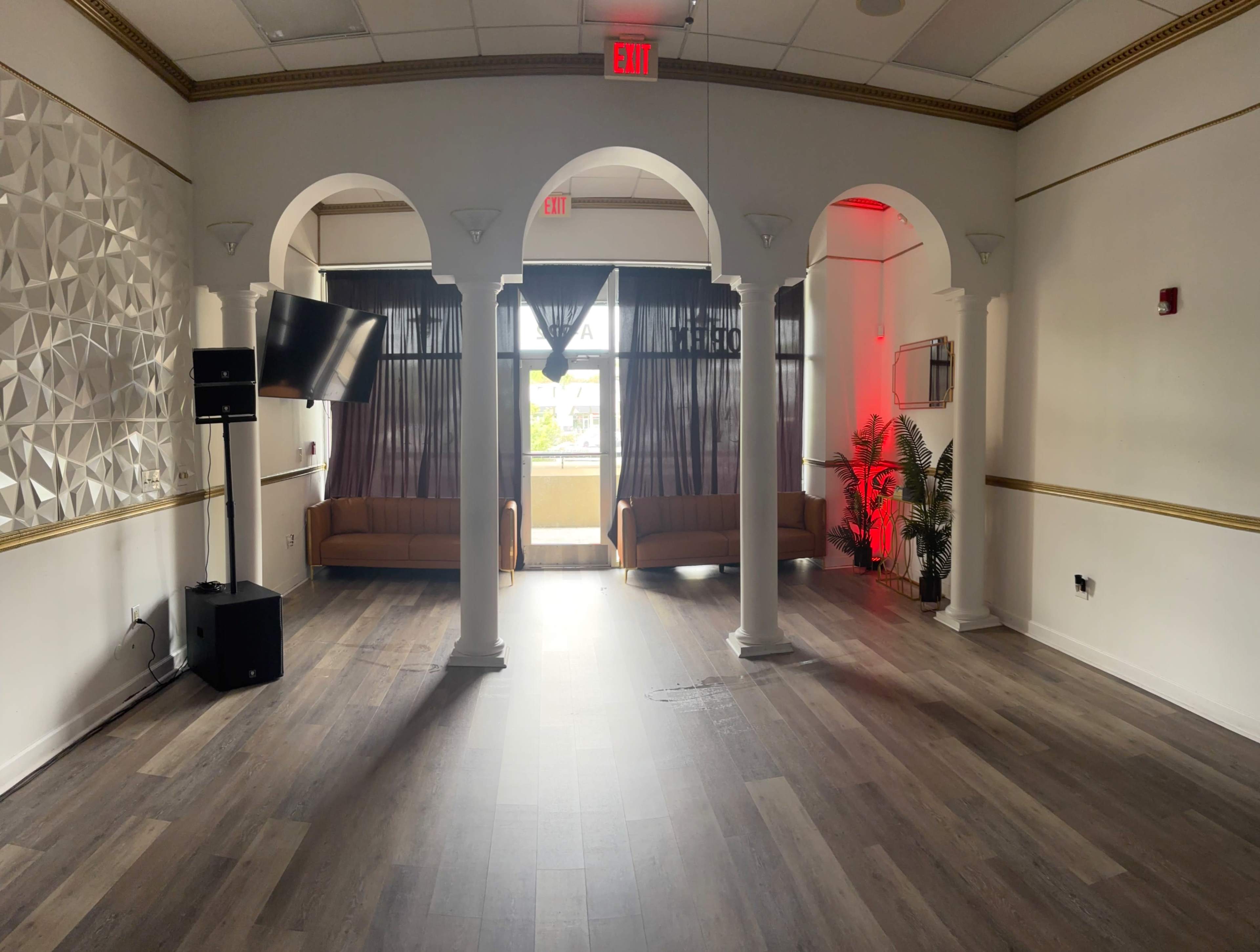 Upscale Event Space Image in University City South, Charlotte, NC