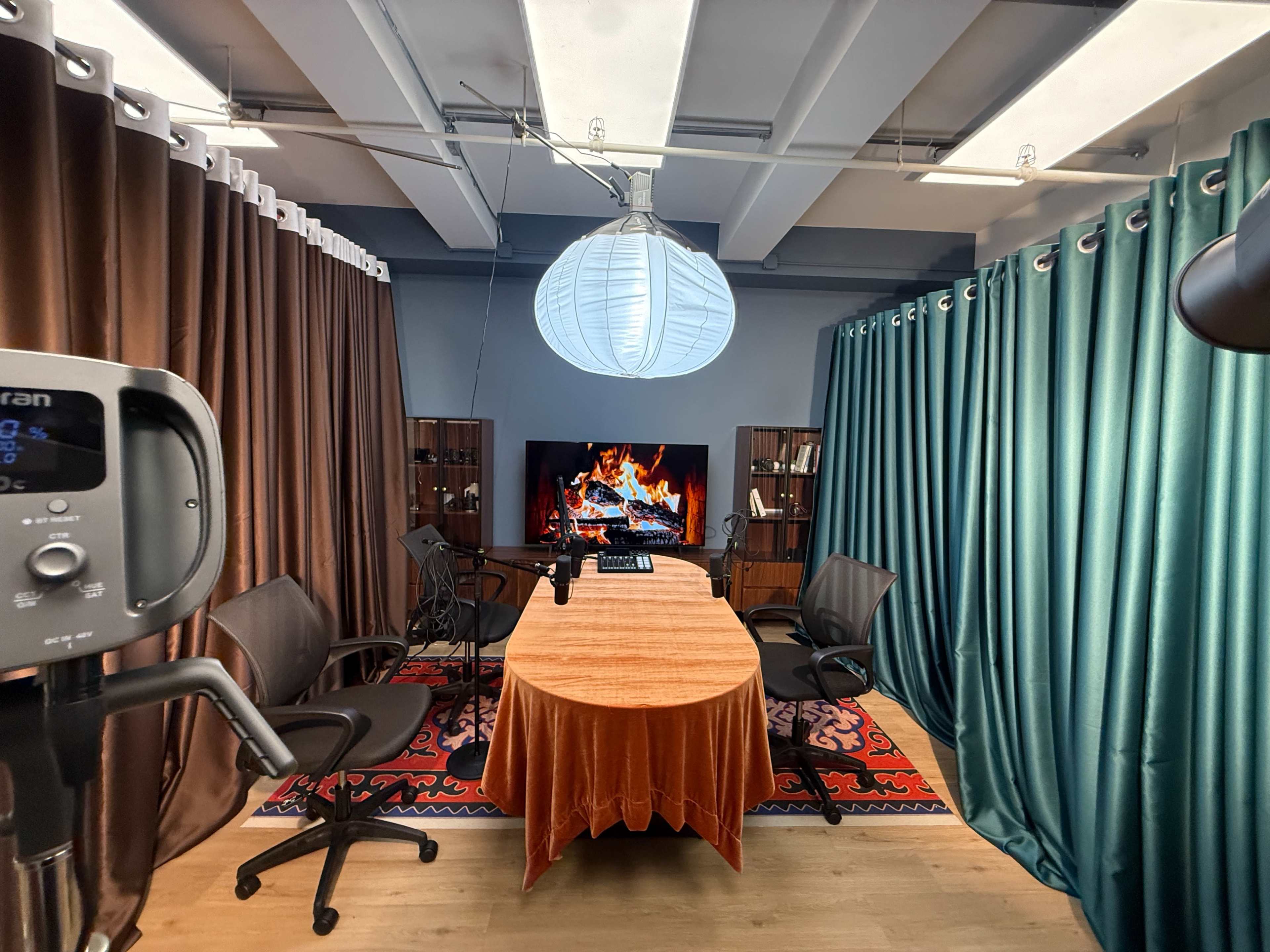 Film Me Studio | Professional Podcast Studio in Midtown Manhattan | 4K ...