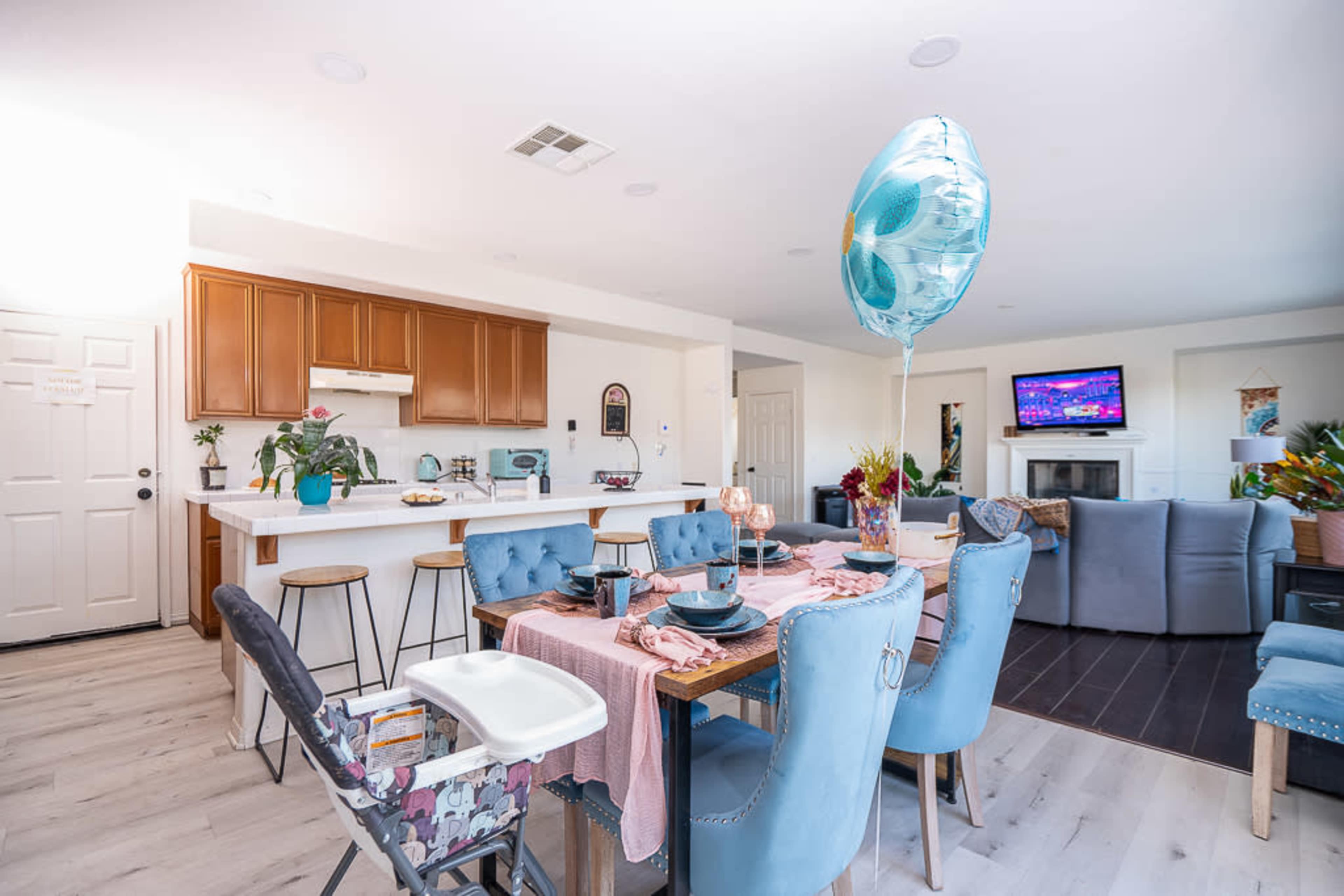 Hesperia Large Home for Team Meetings Image in Hesperia, Hesperia, CA