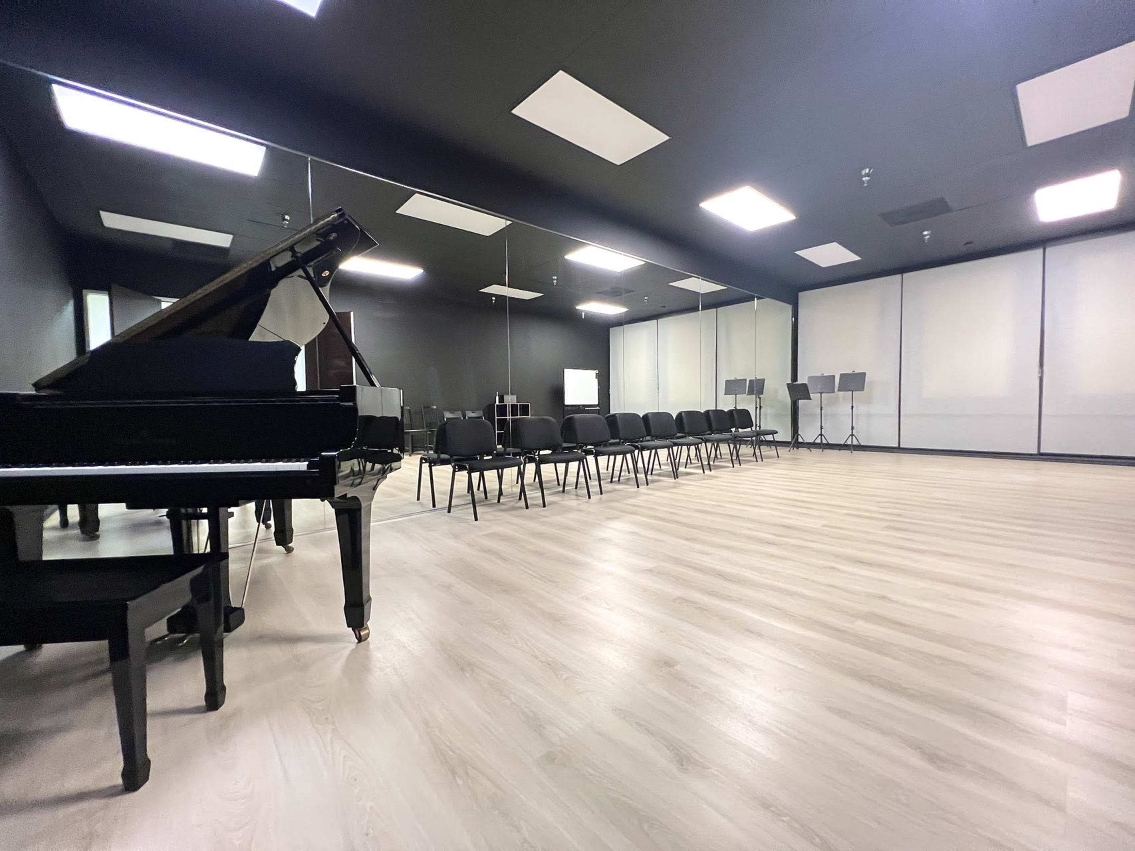 Elegant dance, singing small rehearsal space Image in Arcadia, Arcadia, CA
