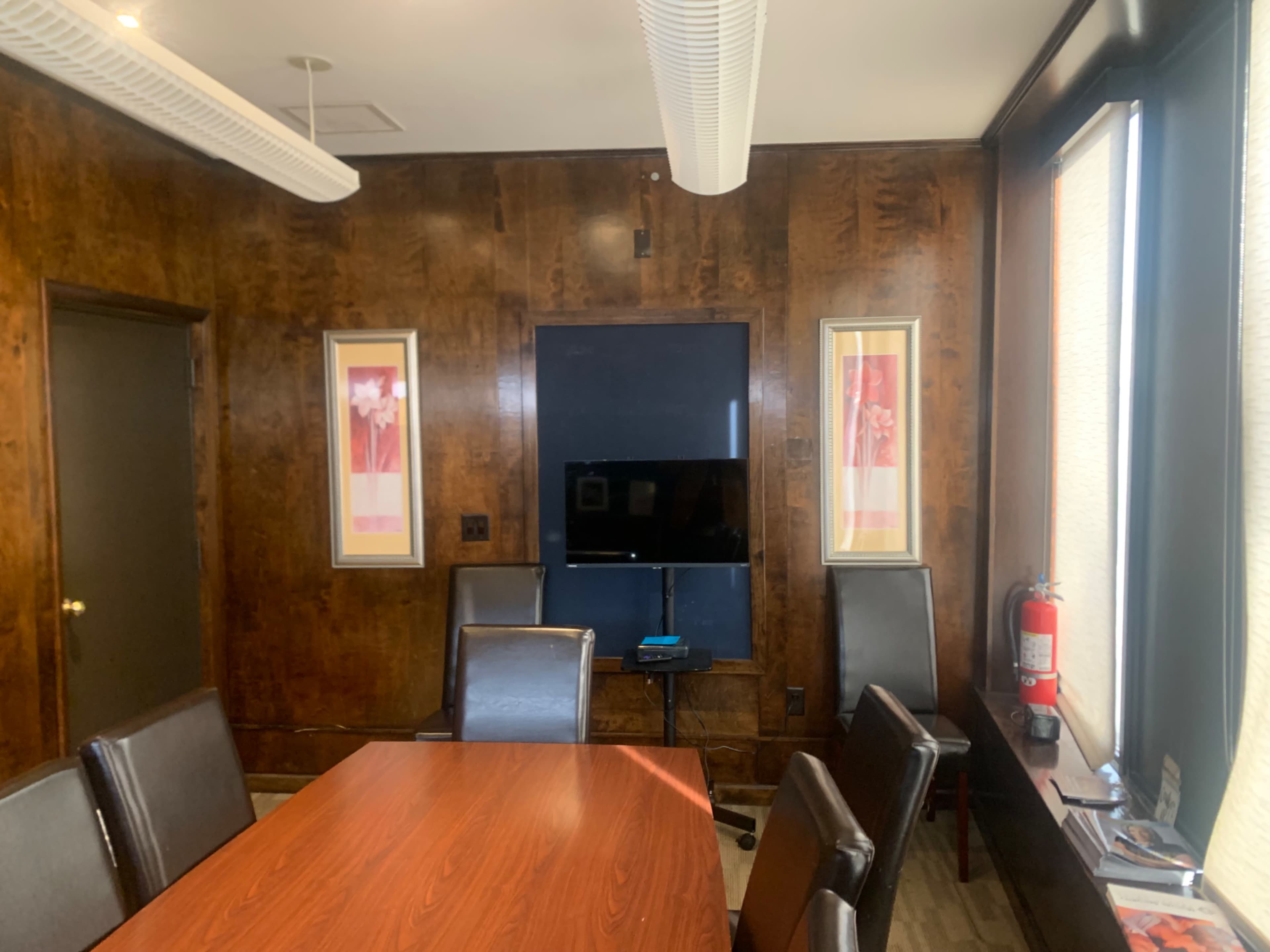 Conference Room Image in Downtown, Bridgeport, CT