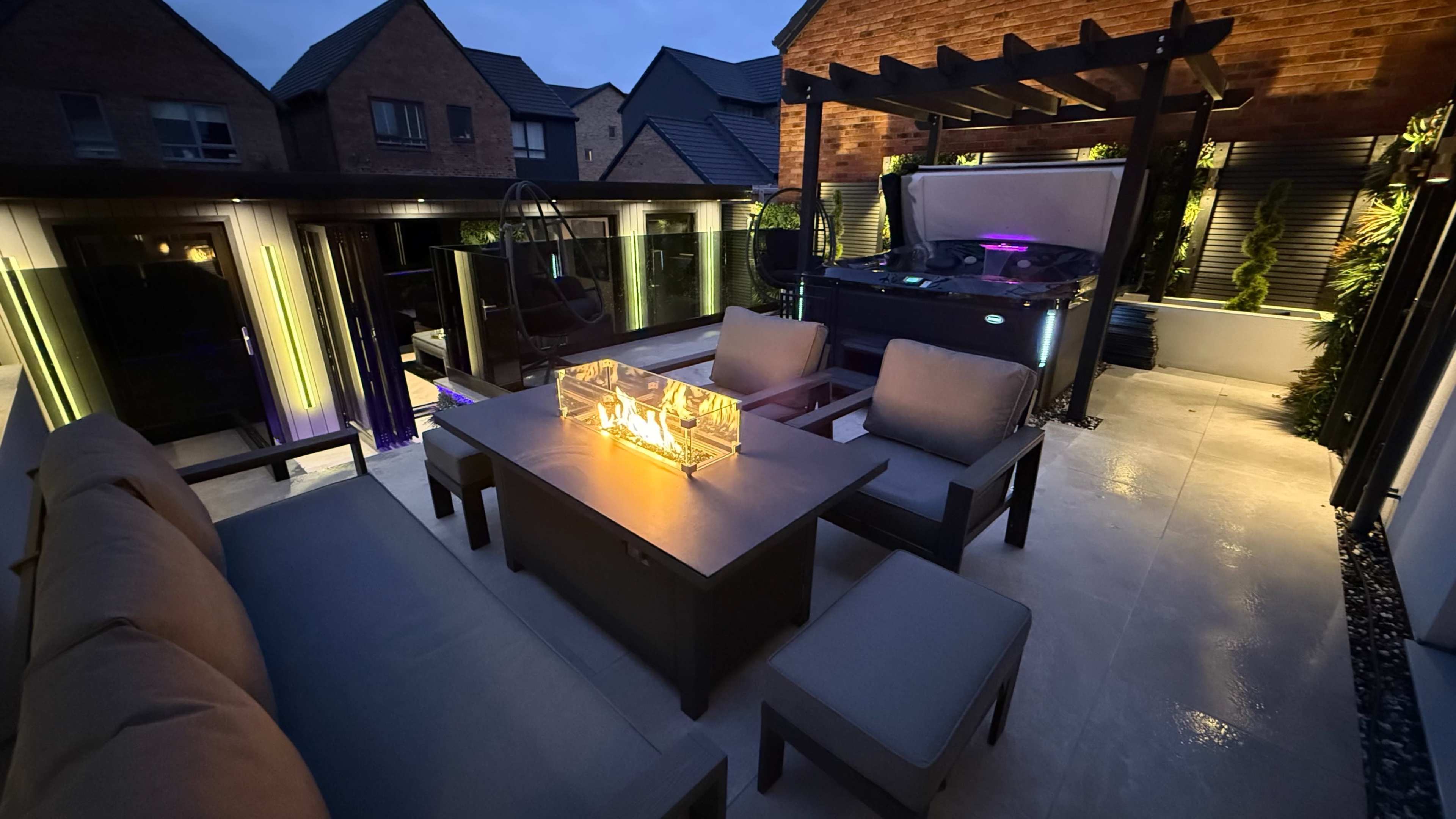 Luxury Outdoor Garden with Night Life Lighting & Hot Tub Image in Livesey, BLACKBURN, ENG