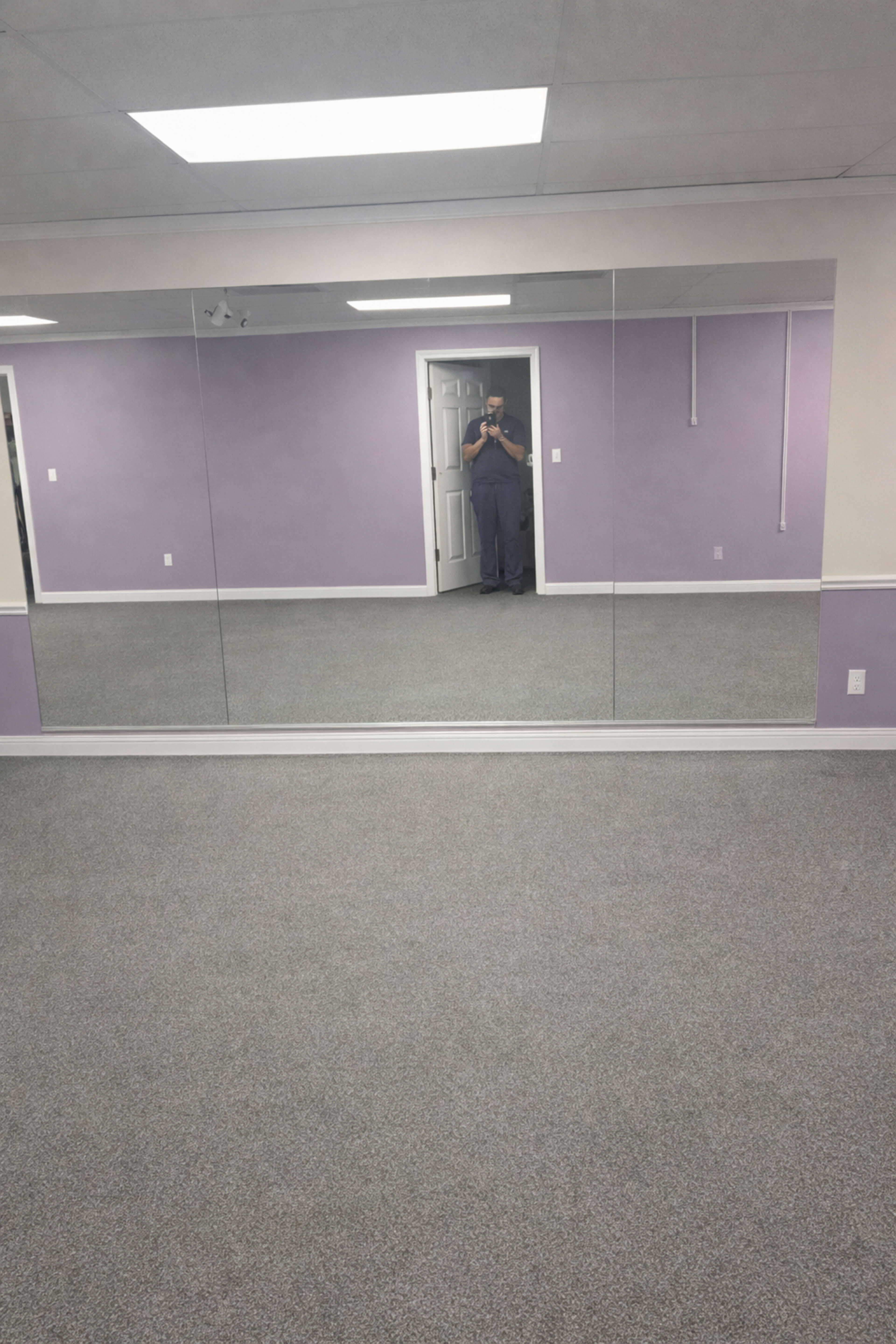 Large Private Studio with Full-Length Mirrors and Staging Room Image in Echo Meadows, Goodlettsville, TN