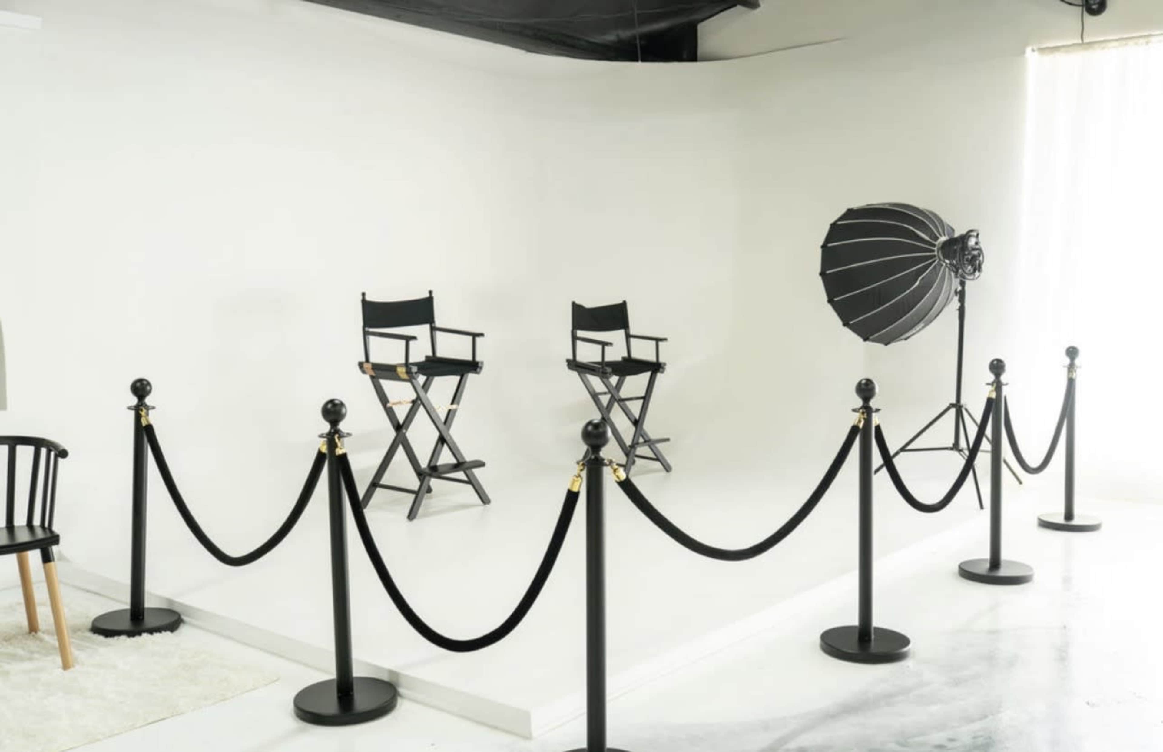 All-Inclusive Luxury Content Studio | 3 Studio Image in East Arlington, Arlington, TX