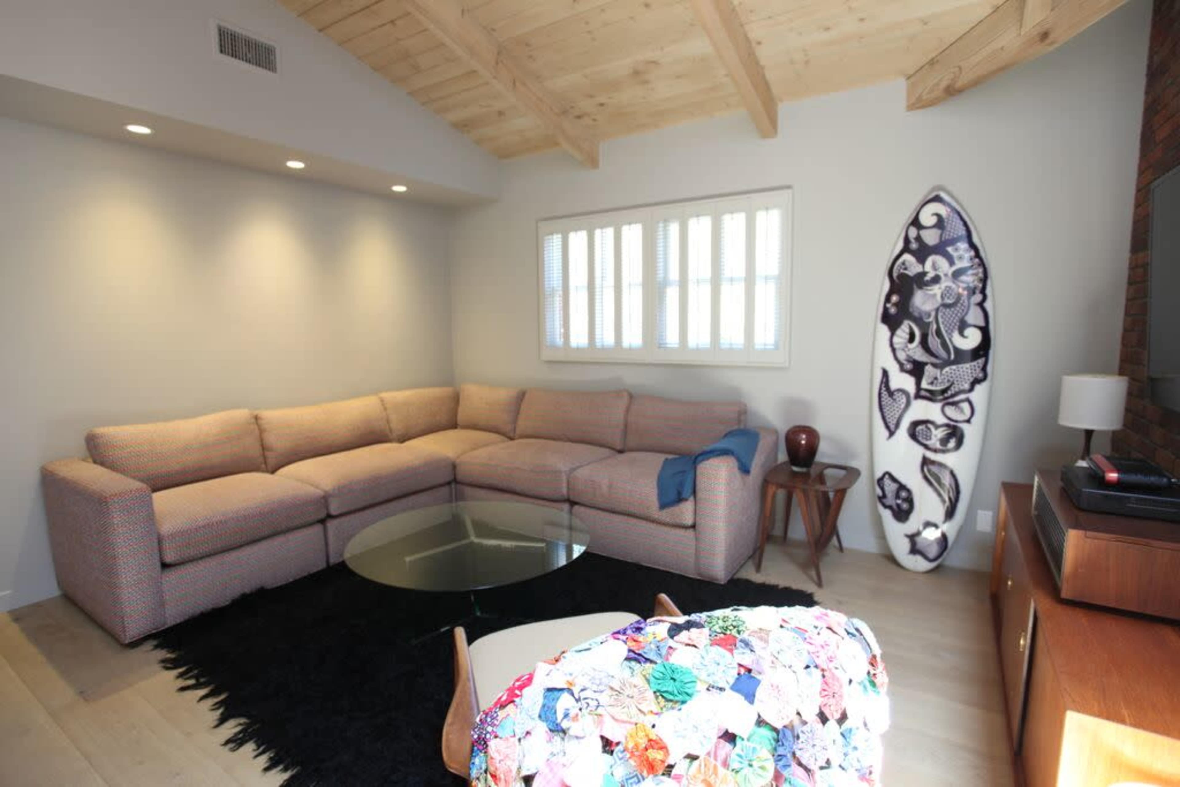 Mountain View Canyon Beach Mid Century Home in Malibu, California Image in Central Malibu, malibu, CA