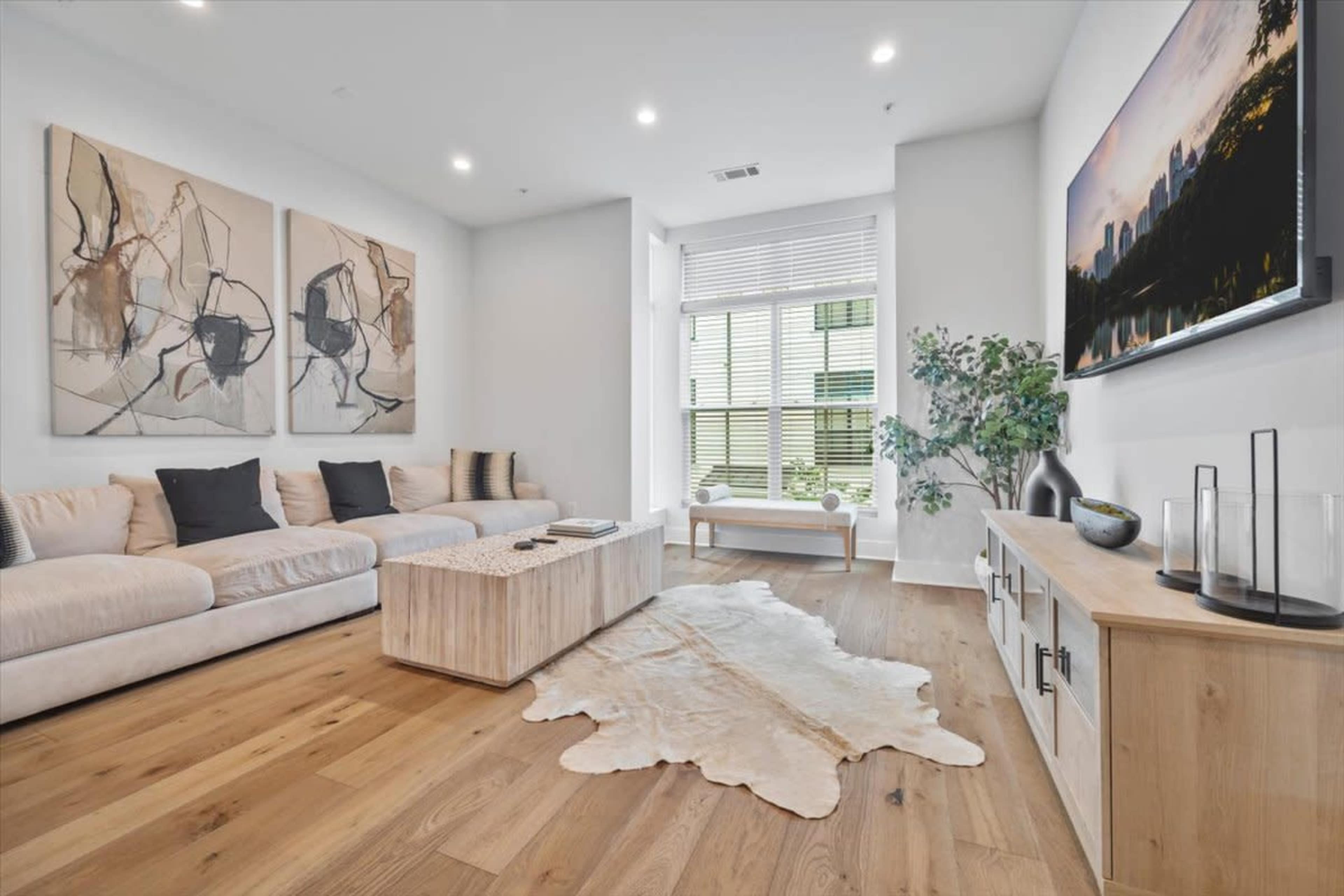 Downtown Townhome with Skyline View Image in Old Fourth Ward, Atlanta, GA