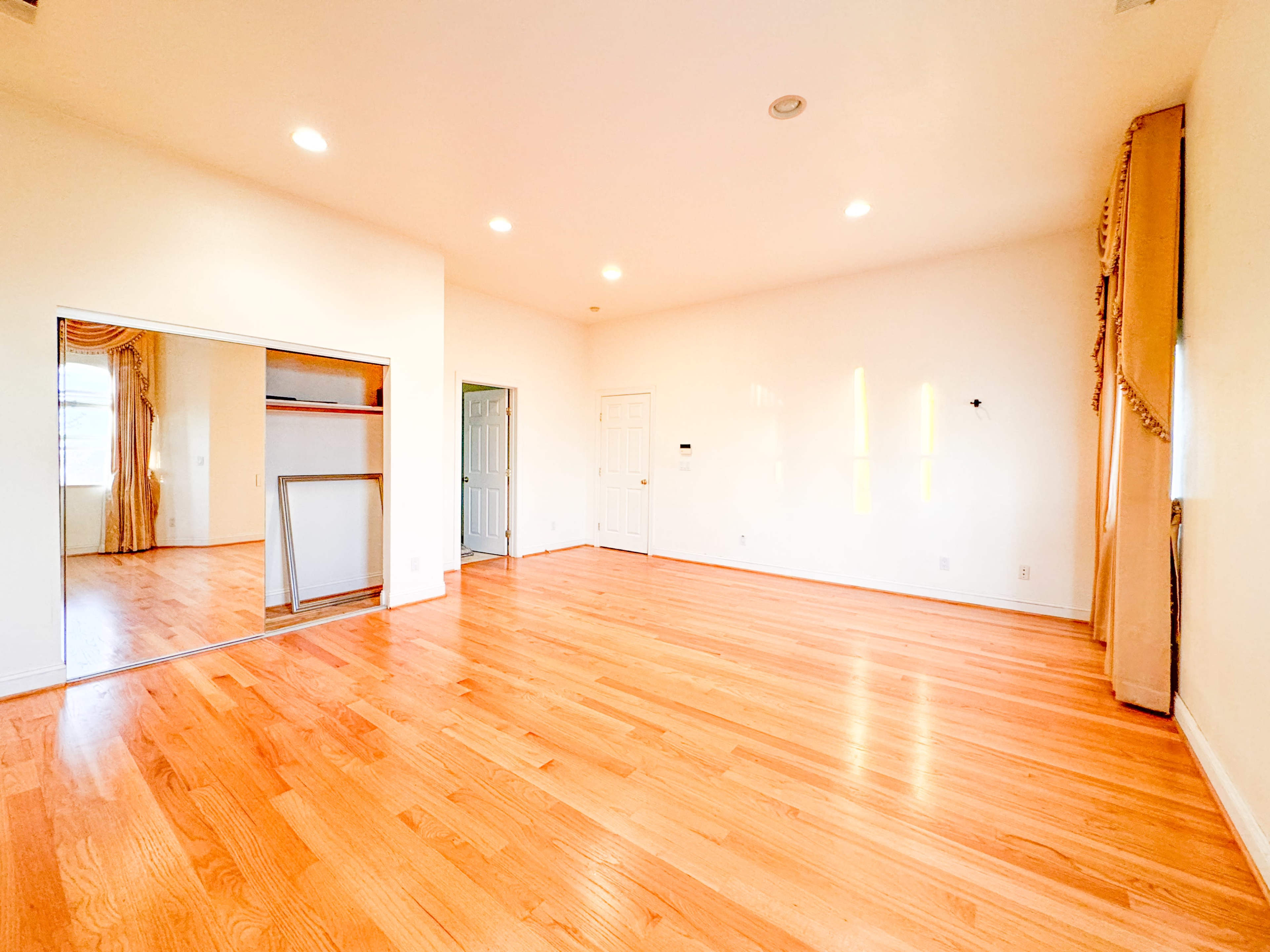 Studio, Large Master Room, City View Image in Berryessa, SAN JOSE, CA