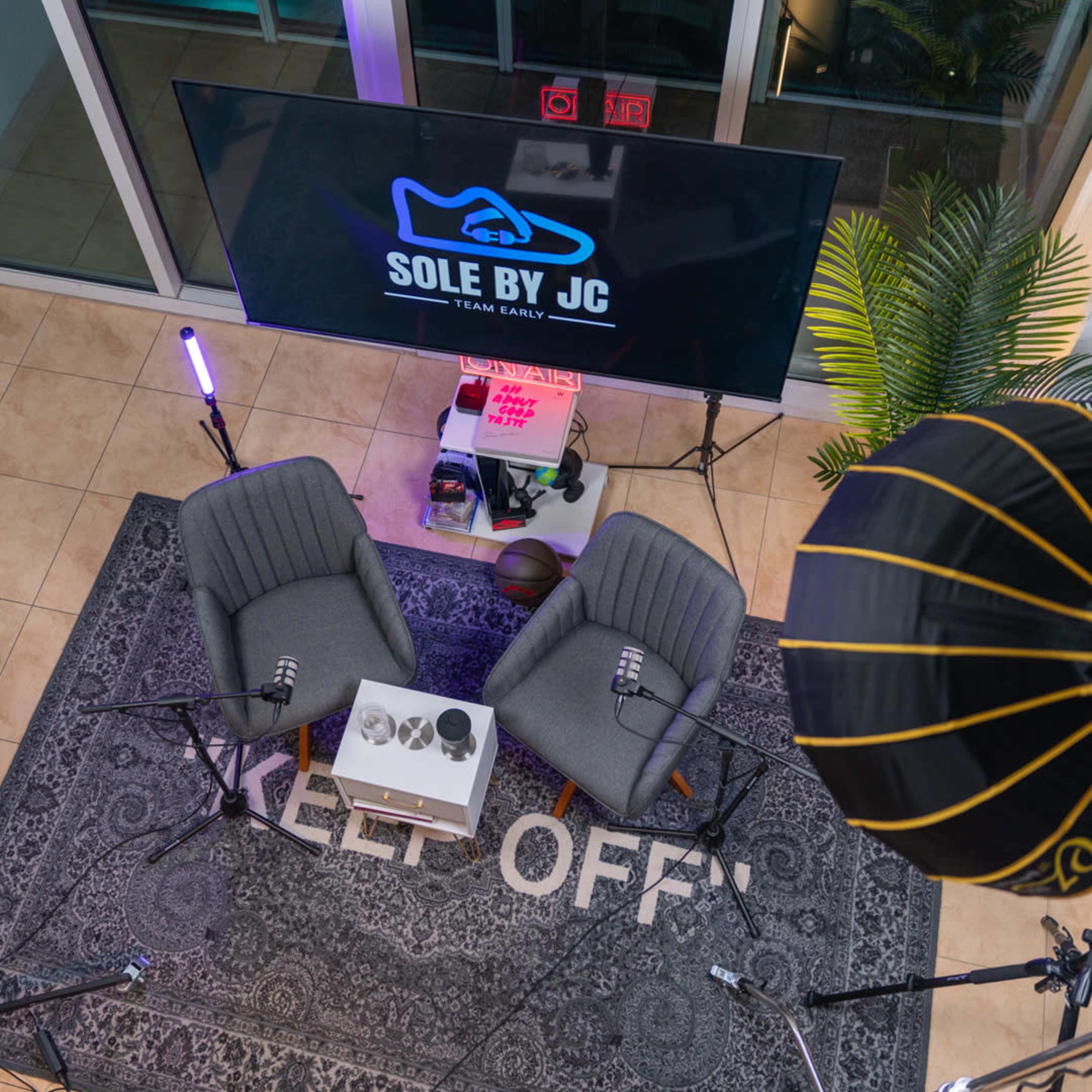 🎙️ Brickell Miami Podcast Studio w/ Skyline Views + Livestream Ready Image in Downtown Miami, Miami, FL