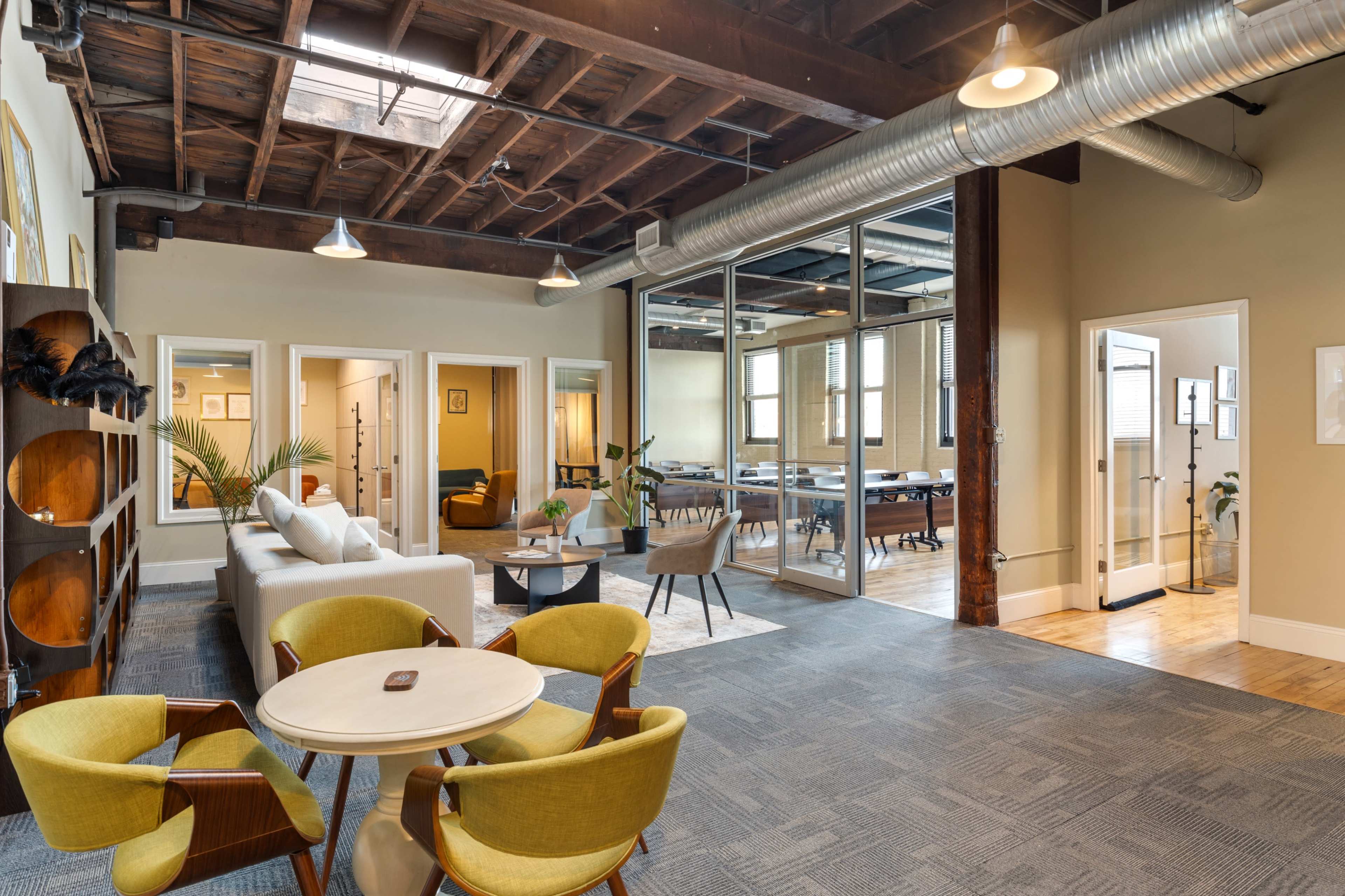 Serene & Professional Therapeutic Office Space in the DMV Area Image in Canton, Baltimore, MD