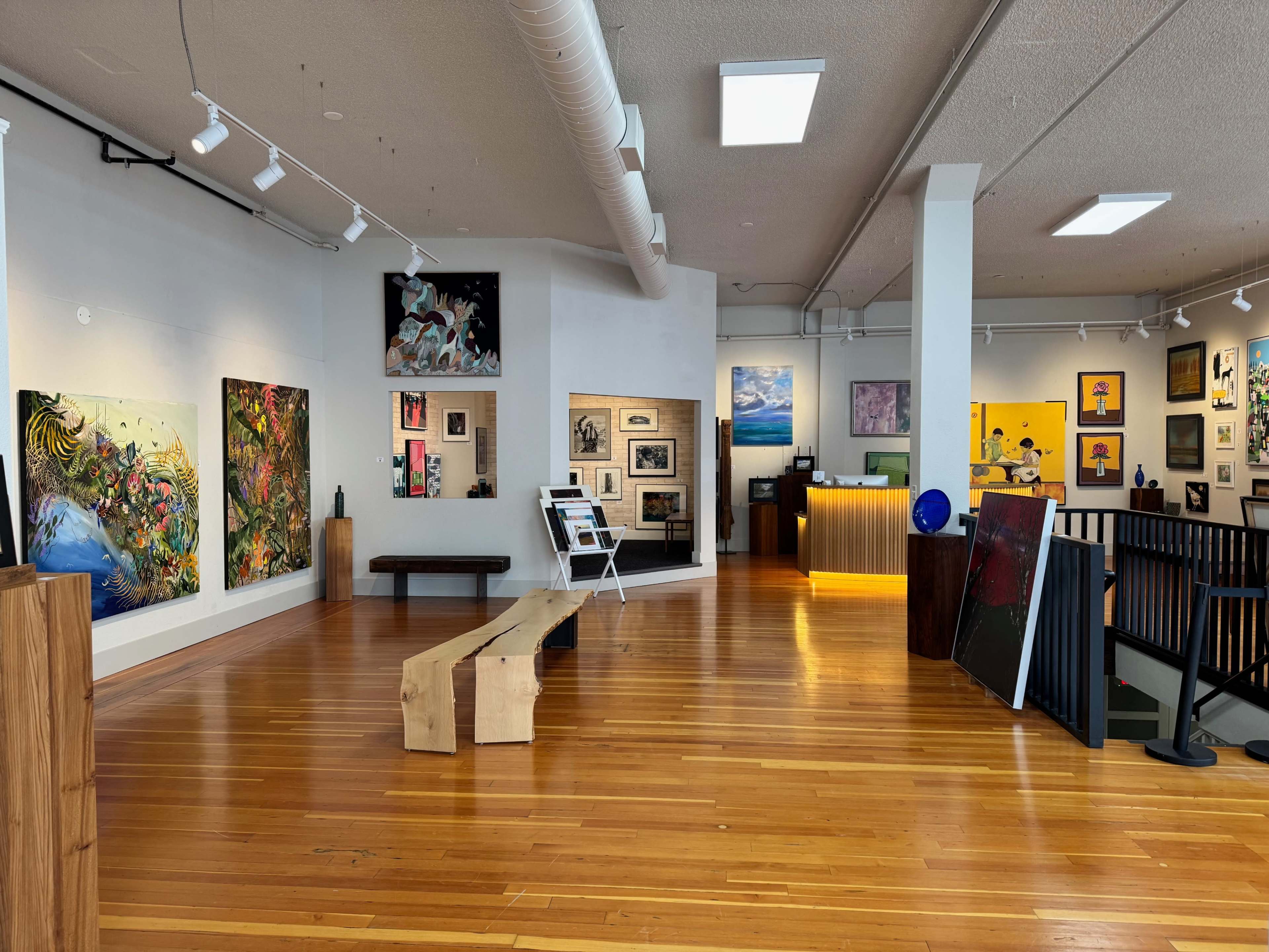 Downtown Salem Art Gallery with High Ceilings & Wood Floors (120–130 Guests) Image in Central Area, Salem, OR